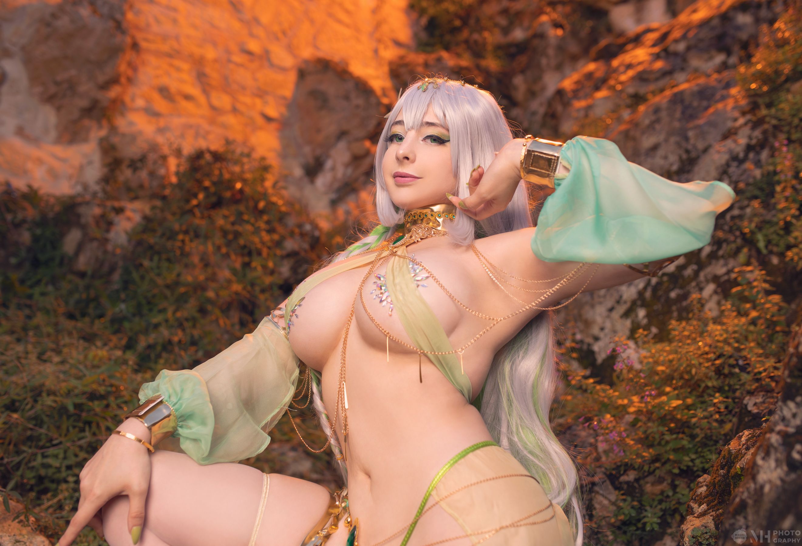 Mikomi Hokina - Nahida/(25P)
