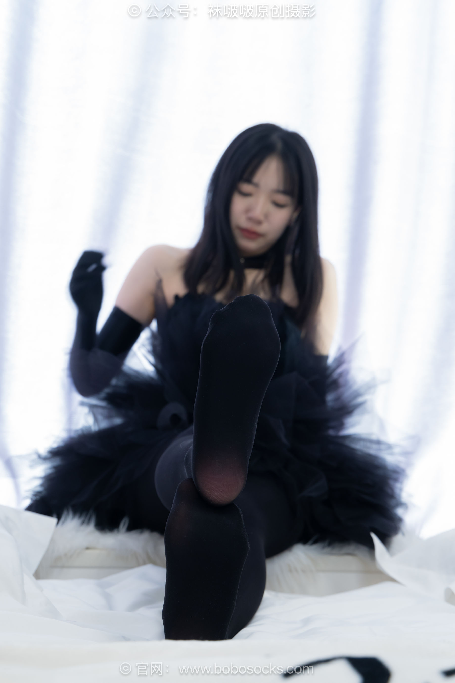 BoBoSocks袜啵啵 No.487 小甜豆 高跟鞋、油亮厚黑丝、黑色丝手套/(145P)