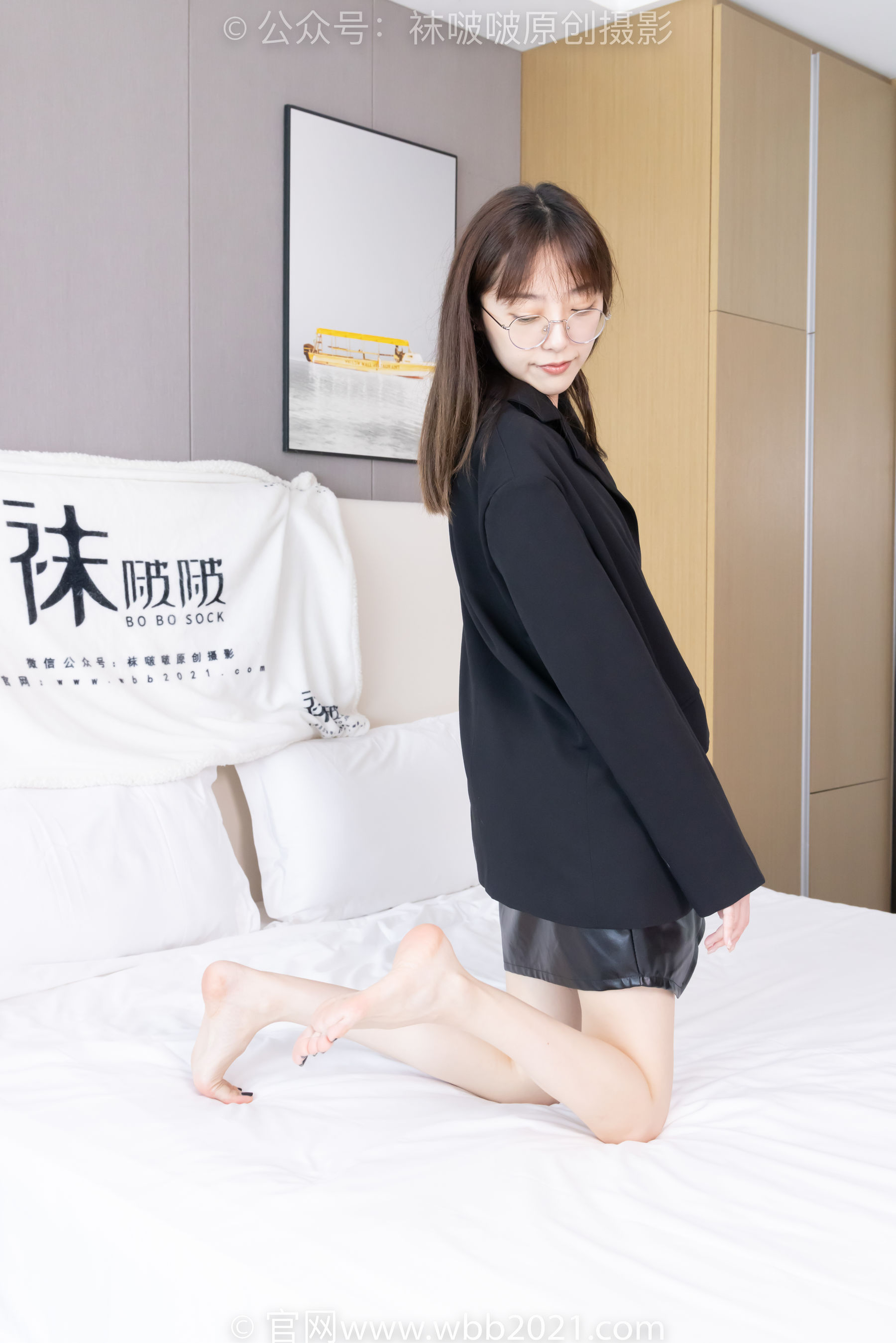 BoBoSocks袜啵啵 No.486 稚予 - 长靴、黑网袜、裸足、裸足踩奶油蛋糕 踩完蛋糕泡脚剧情/(149P)