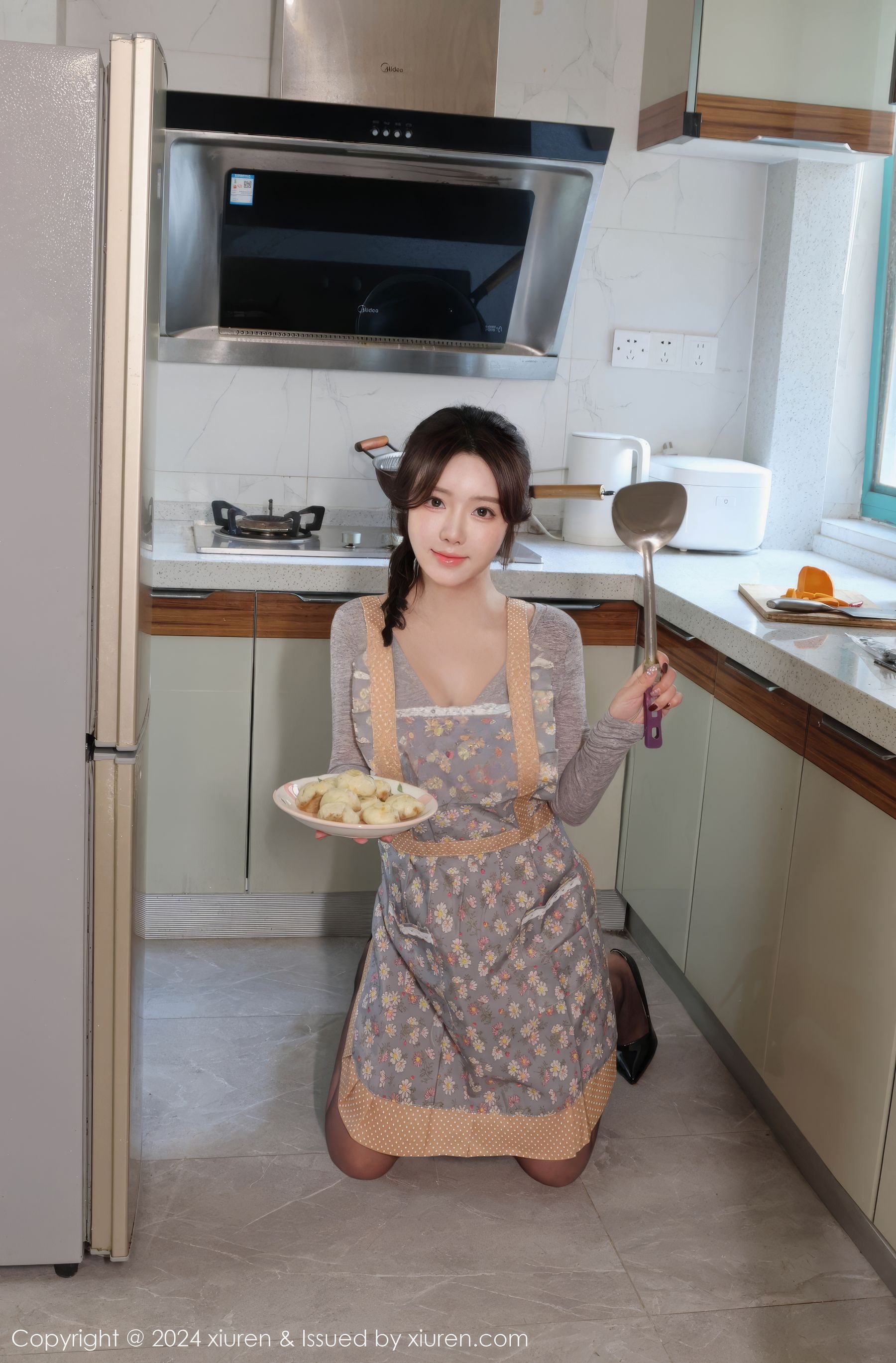 [秀人XiuRen] 2024.12.27 No.9673 小薯条nienie/(92P)