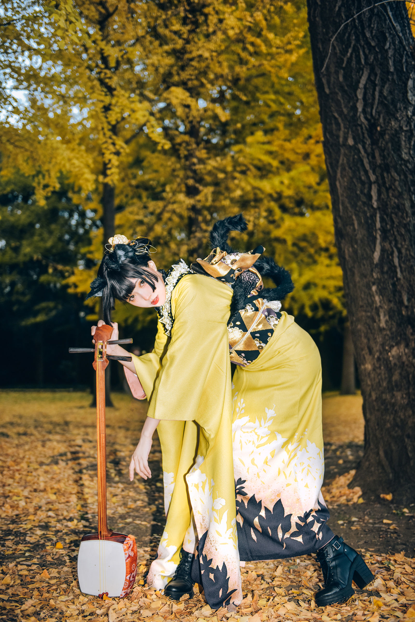 Ely_eee (ElyEE子) - Ginkgo Black Cat 銀杏黑貓/(23P)