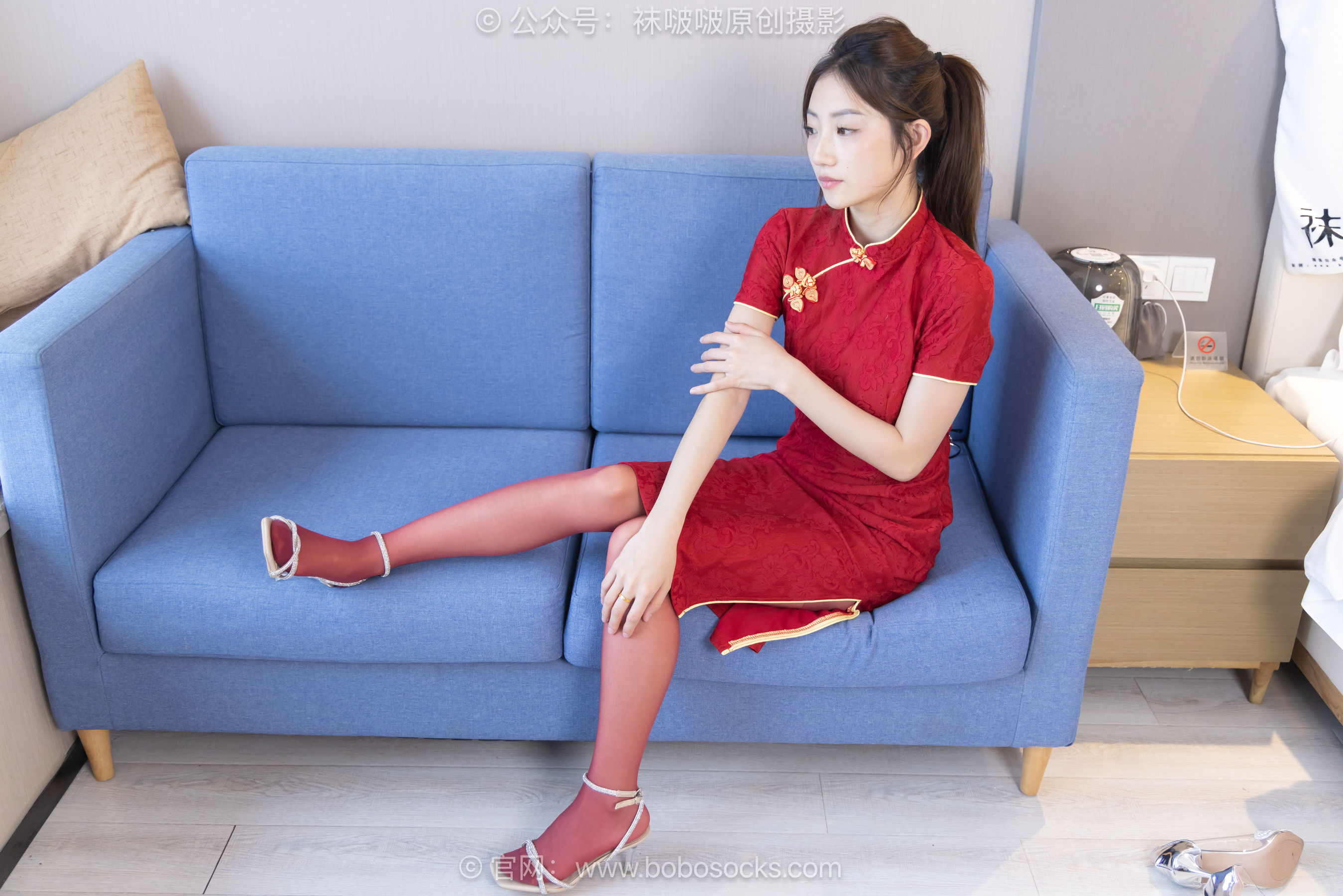 BoBoSocks袜啵啵 No.485 小沫 - 高跟鞋、高跟凉鞋、红丝、花纹白丝、短肉丝、新年旗袍/(160P)