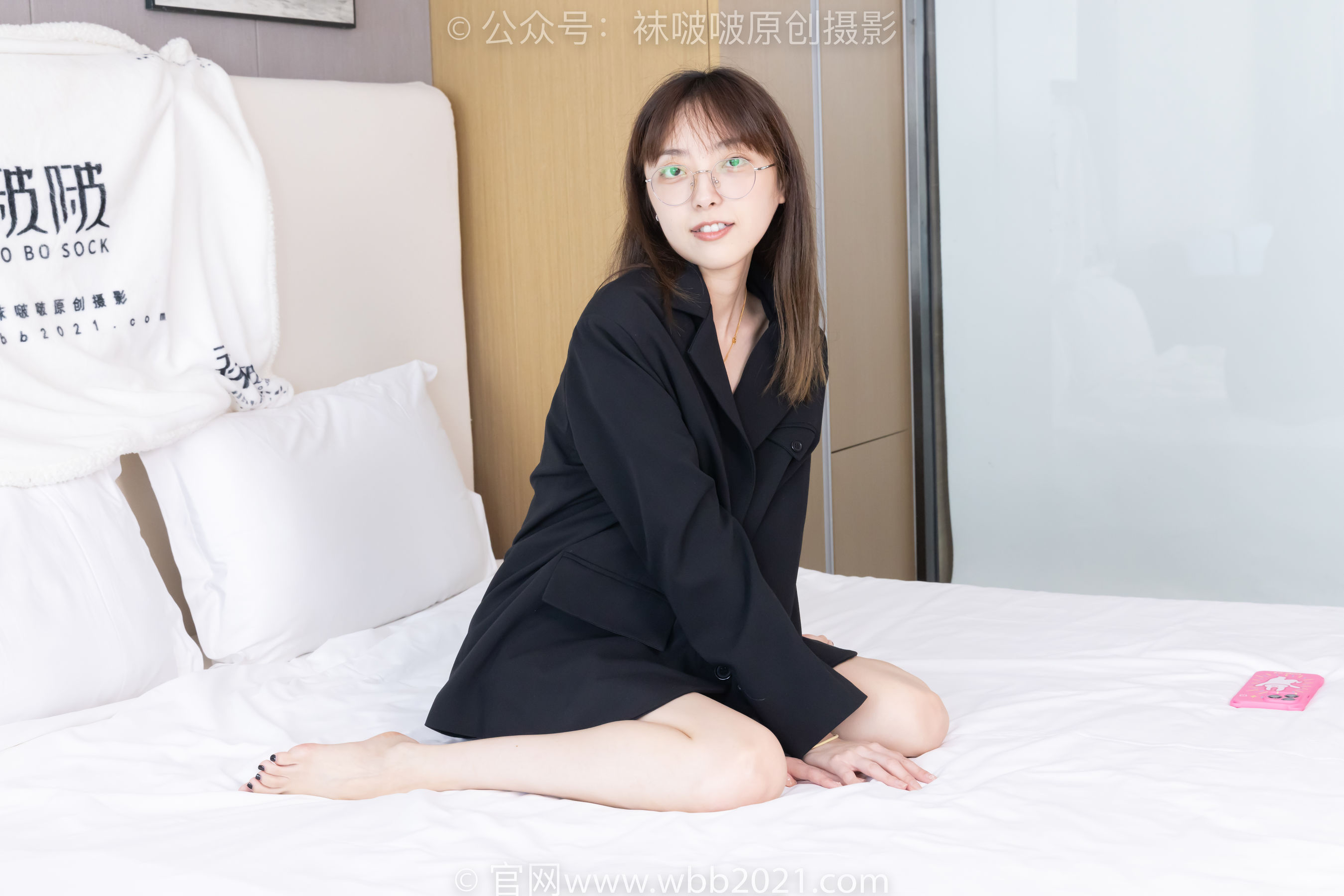 BoBoSocks袜啵啵 No.486 稚予 - 长靴、黑网袜、裸足、裸足踩奶油蛋糕 踩完蛋糕泡脚剧情/(149P)