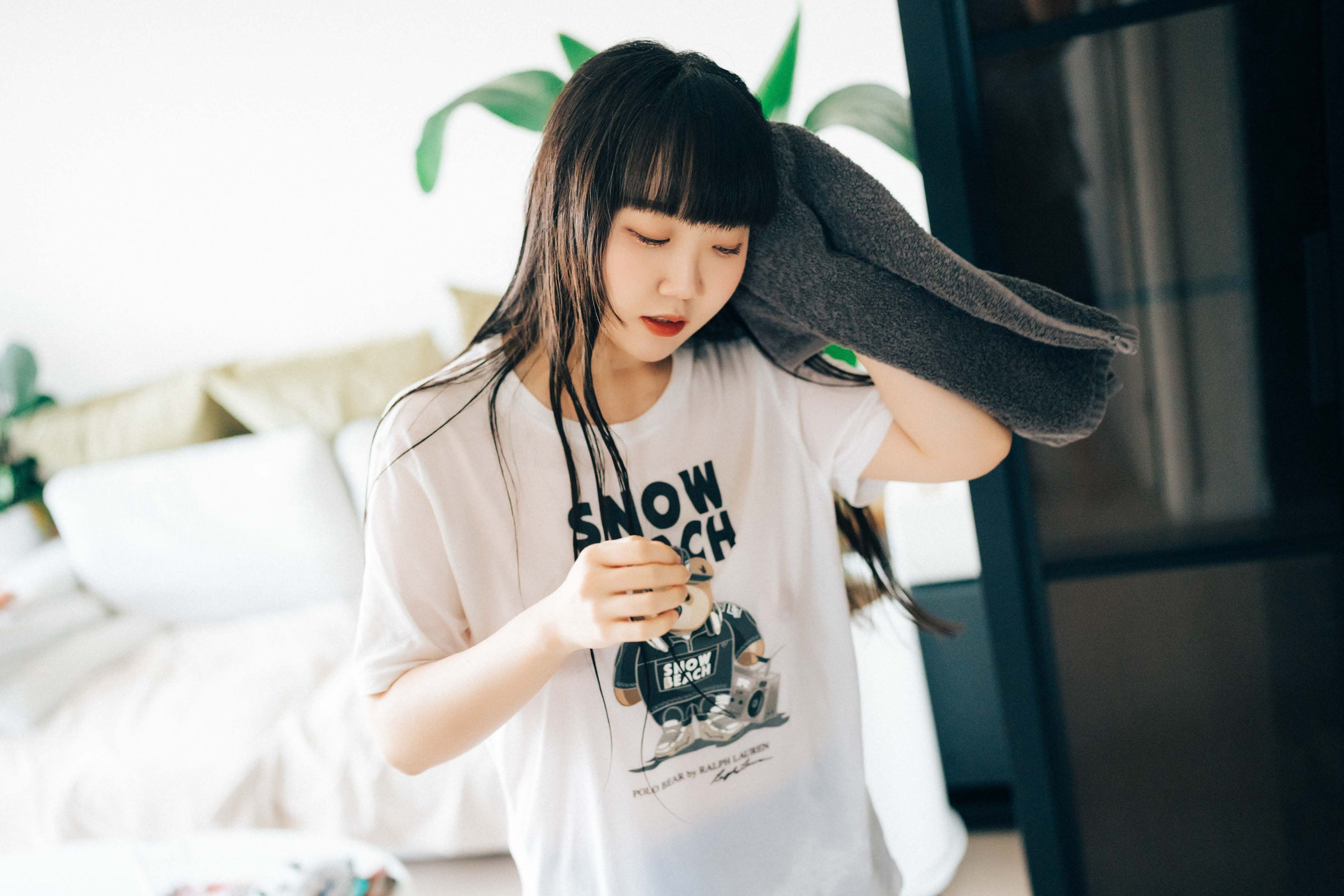 Haivia Doyeon - Sudden Visit/(113P)