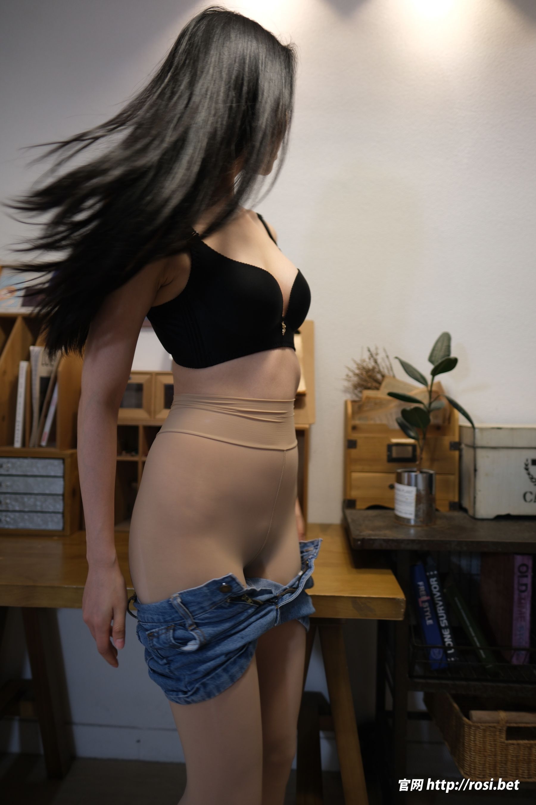 [ROSI写真] 2024.12.29 NO.4773/(57P)