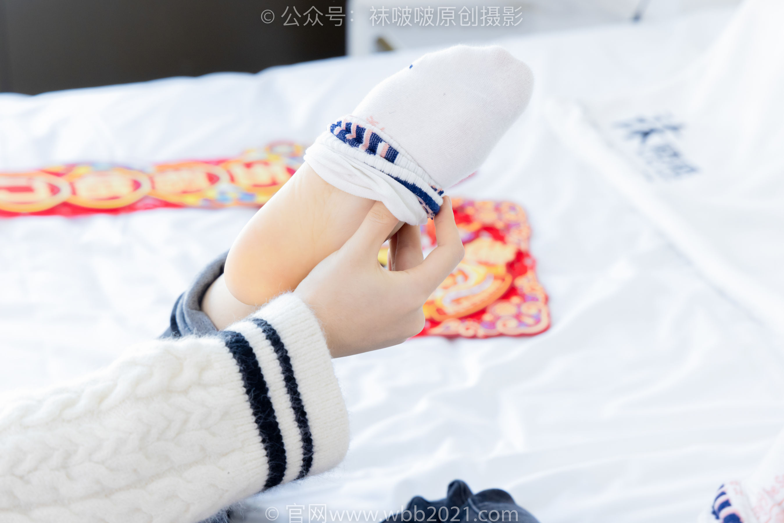 BoBoSocks袜啵啵 No.481 糯米 - 板鞋、白棉袜、裸足、对联迎新春，半脱袜子剧情/(150P)