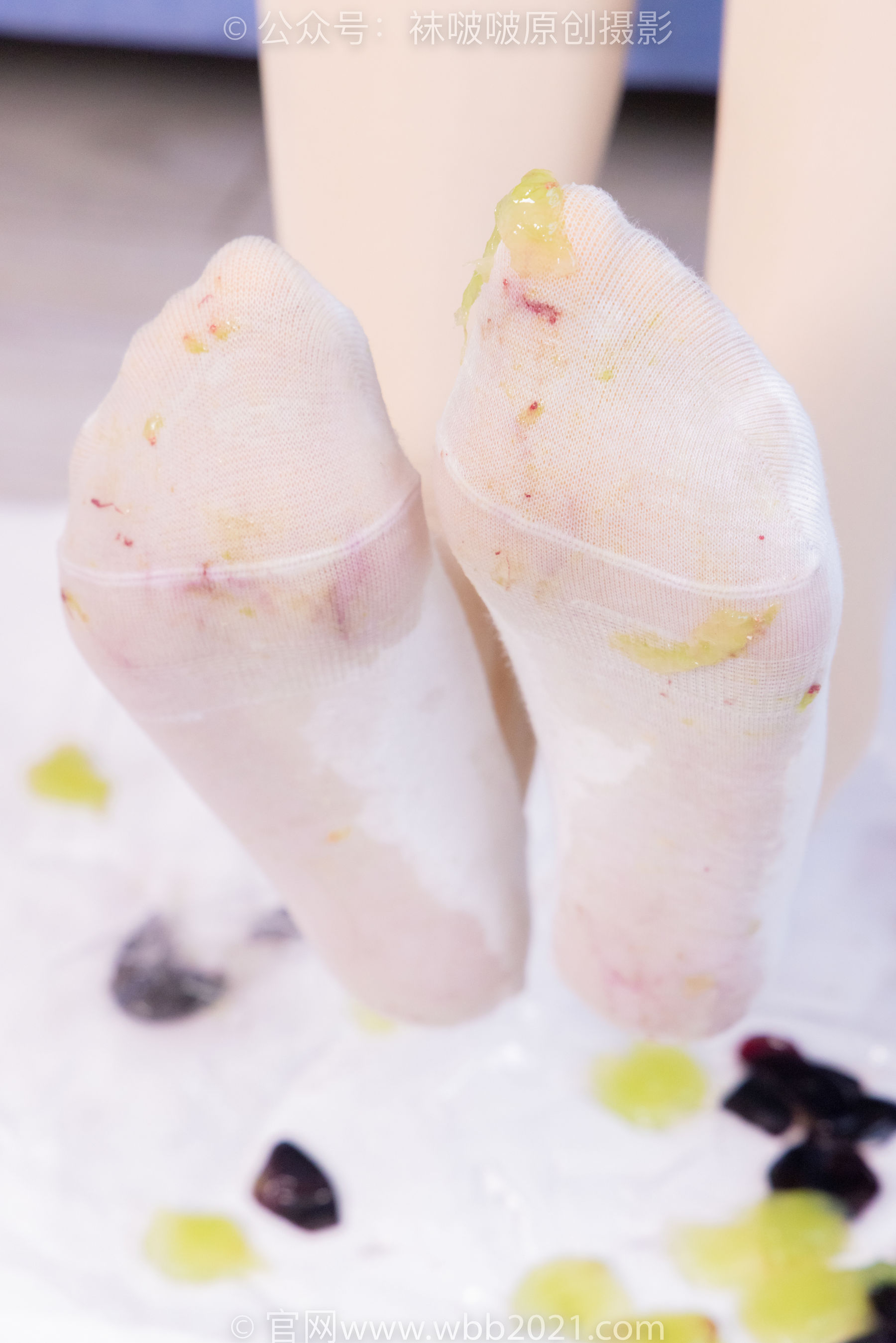 BoBoSocks袜啵啵 No.483 奶油 - 板鞋、白船袜厚肉丝叠穿、厚肉丝、瑜伽动作、船袜和丝袜分别踩葡萄剧情/(170P)