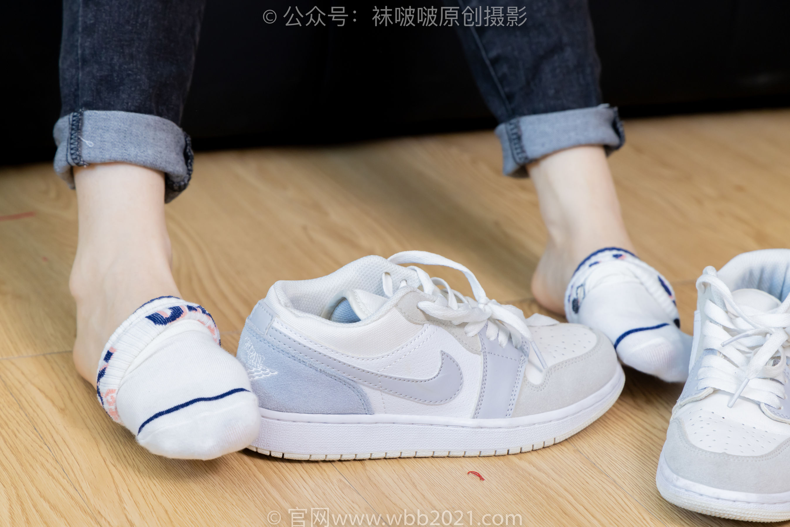 BoBoSocks袜啵啵 No.481 糯米 - 板鞋、白棉袜、裸足、对联迎新春，半脱袜子剧情/(150P)