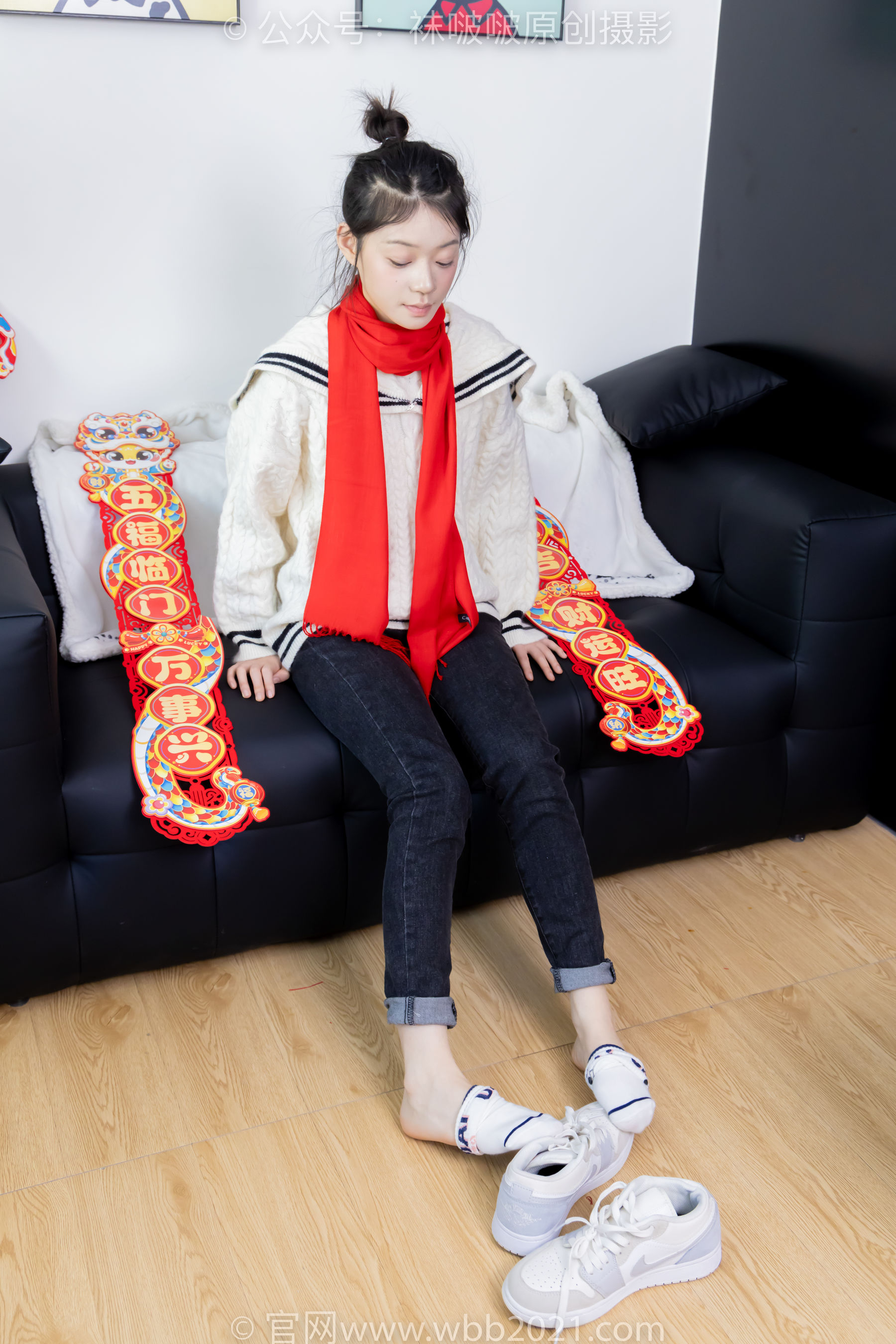 BoBoSocks袜啵啵 No.481 糯米 - 板鞋、白棉袜、裸足、对联迎新春，半脱袜子剧情/(150P)