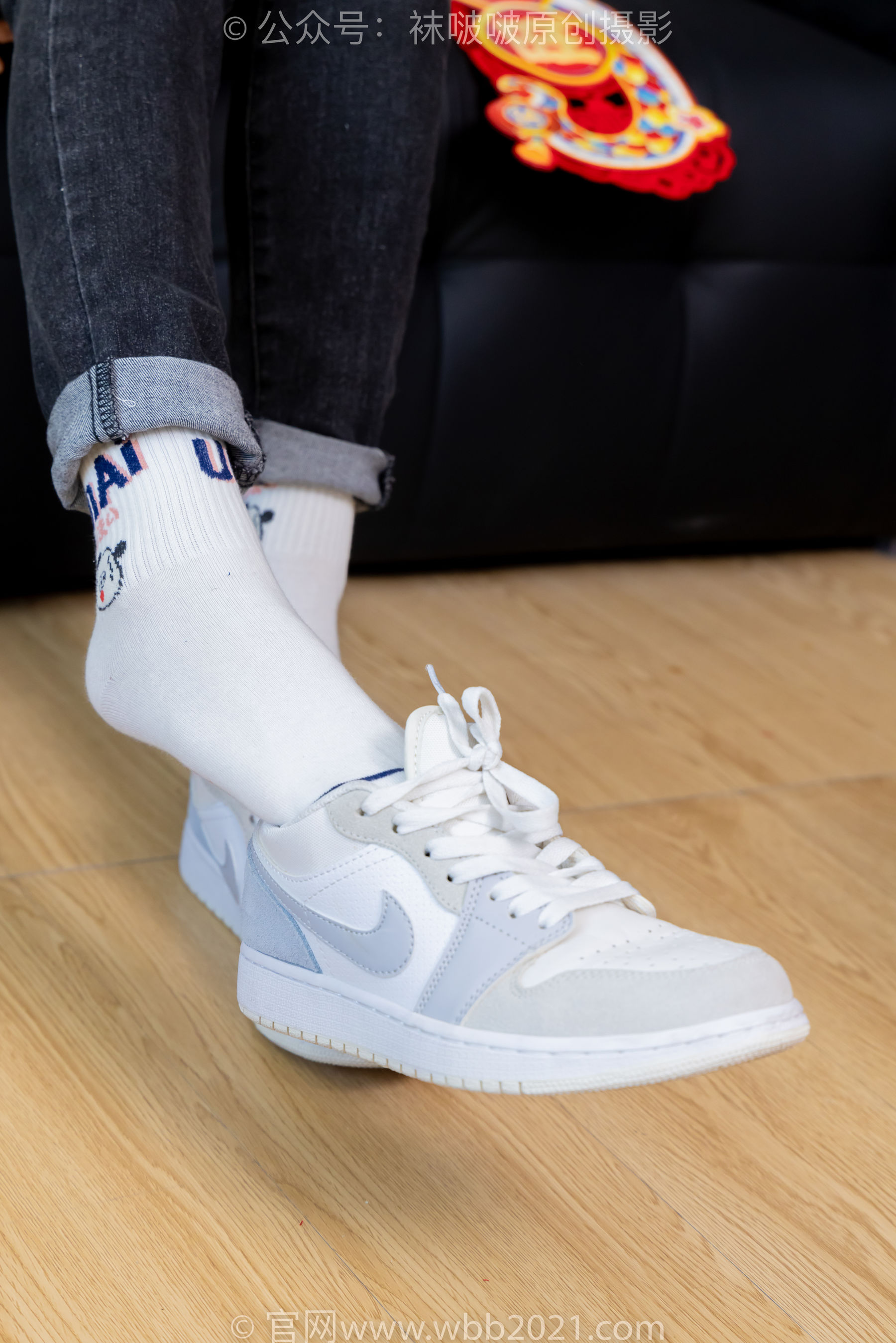 BoBoSocks袜啵啵 No.481 糯米 - 板鞋、白棉袜、裸足、对联迎新春，半脱袜子剧情/(150P)