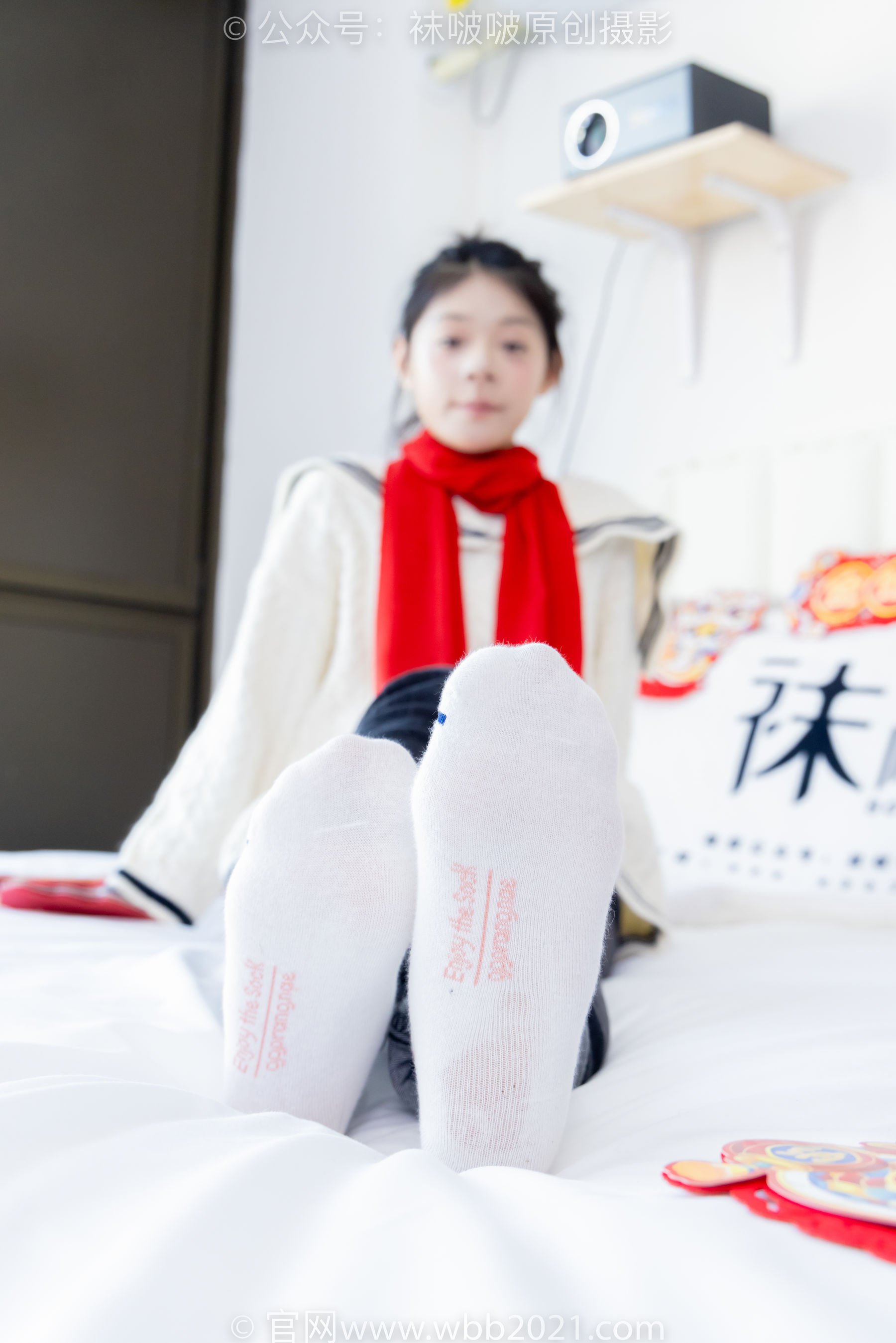 BoBoSocks袜啵啵 No.481 糯米 - 板鞋、白棉袜、裸足、对联迎新春，半脱袜子剧情/(150P)