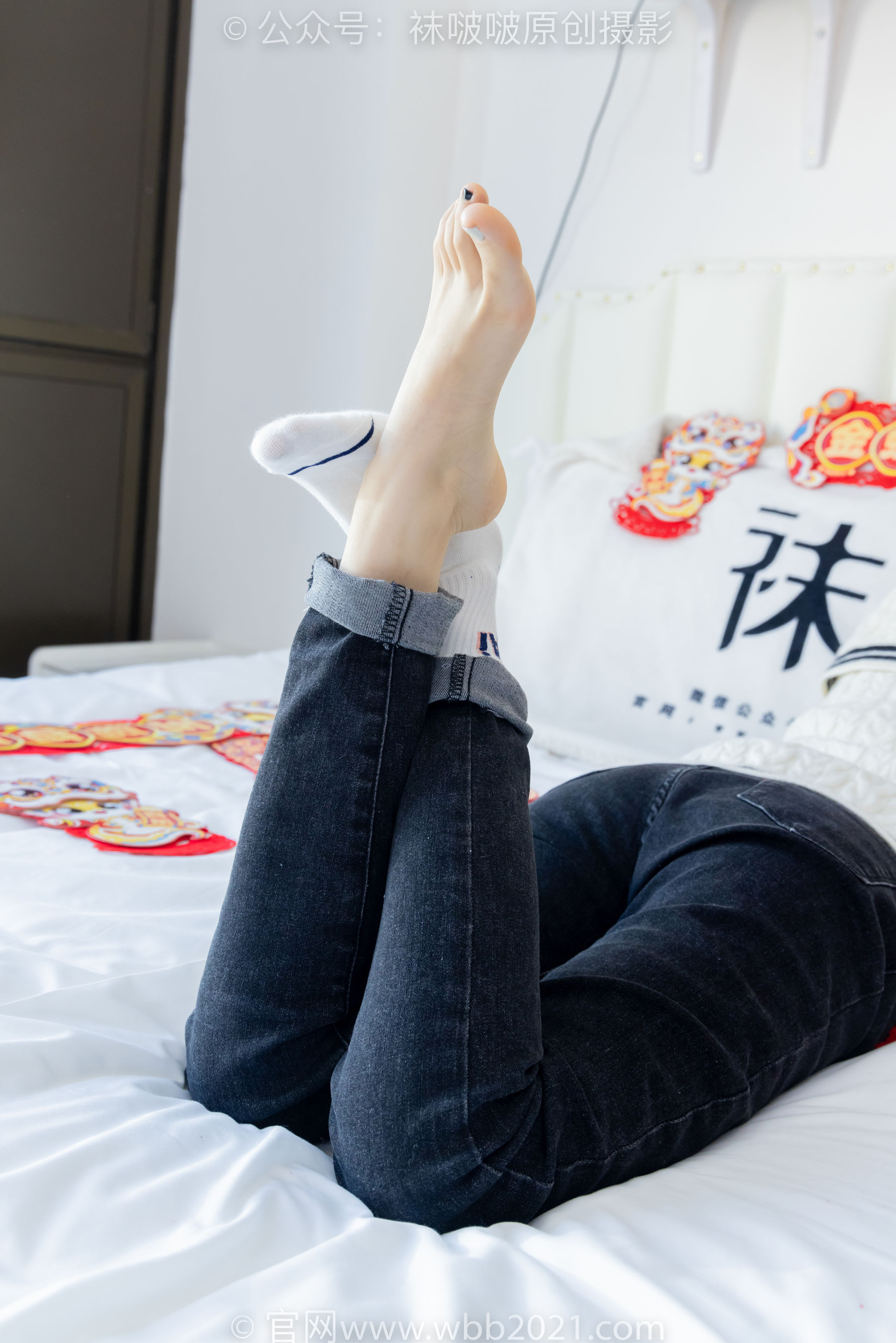 BoBoSocks袜啵啵 No.481 糯米 - 板鞋、白棉袜、裸足、对联迎新春，半脱袜子剧情/(150P)