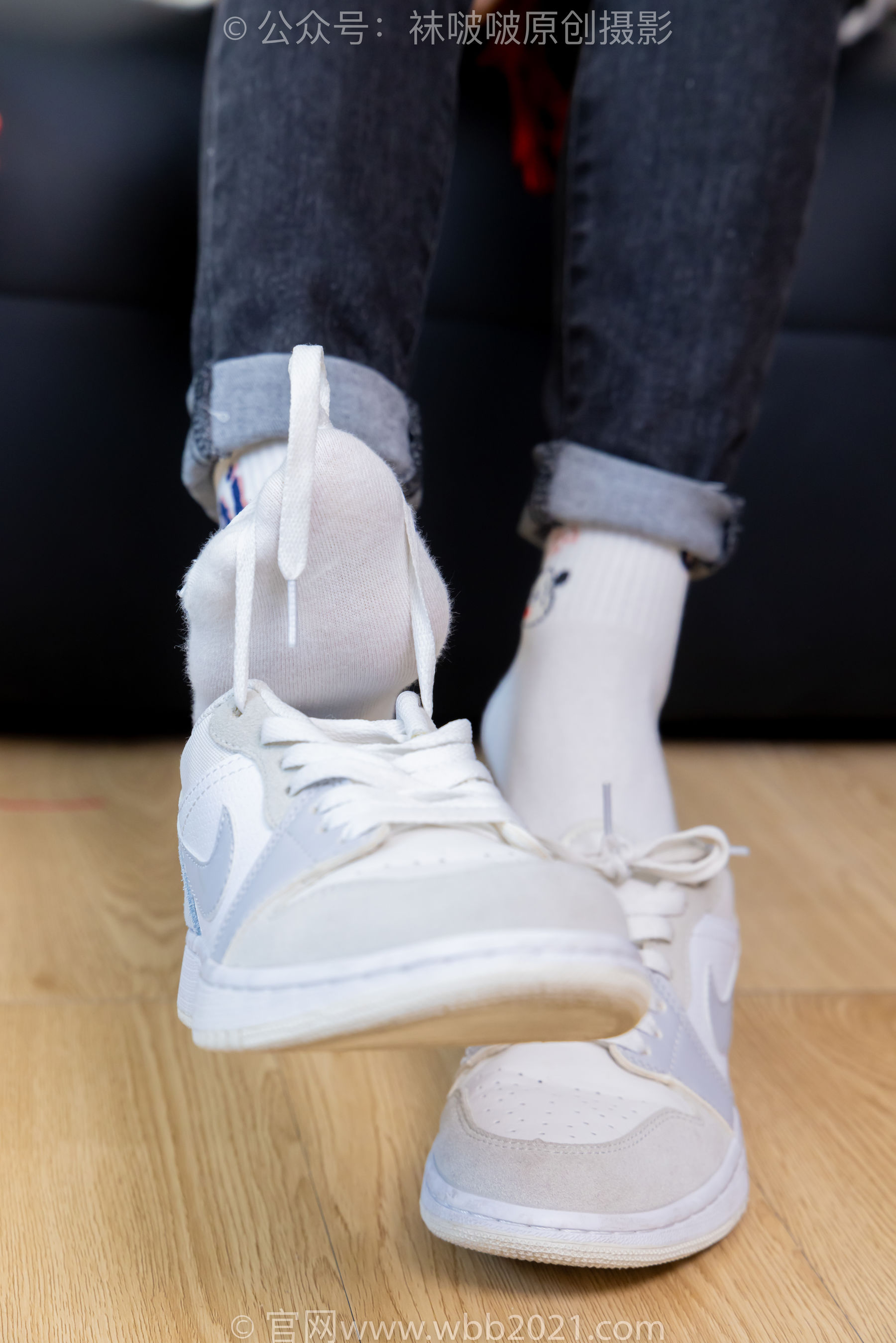 BoBoSocks袜啵啵 No.481 糯米 - 板鞋、白棉袜、裸足、对联迎新春，半脱袜子剧情/(150P)