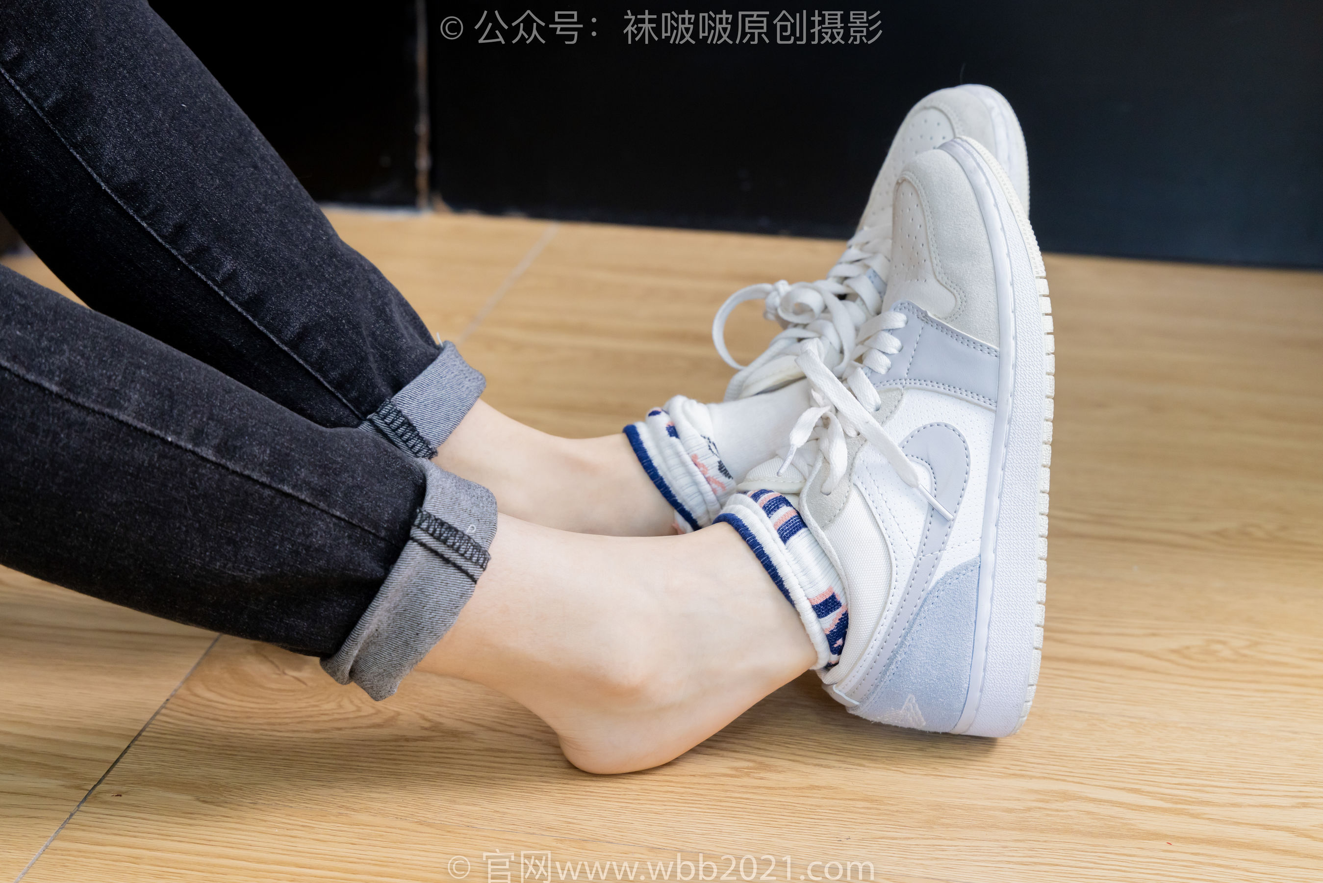 BoBoSocks袜啵啵 No.481 糯米 - 板鞋、白棉袜、裸足、对联迎新春，半脱袜子剧情/(150P)
