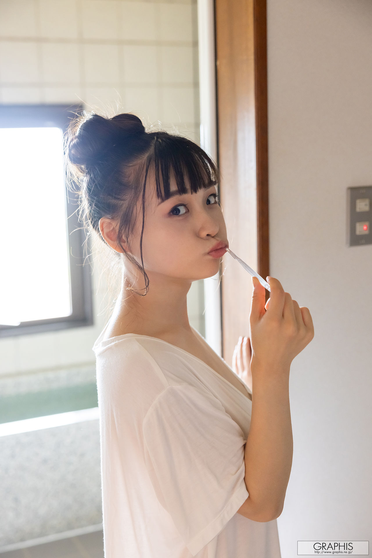 [Graphis Gals] NO.547 Urara Kanon 花音うらら To Be Loved urara-kanon01/(32P)