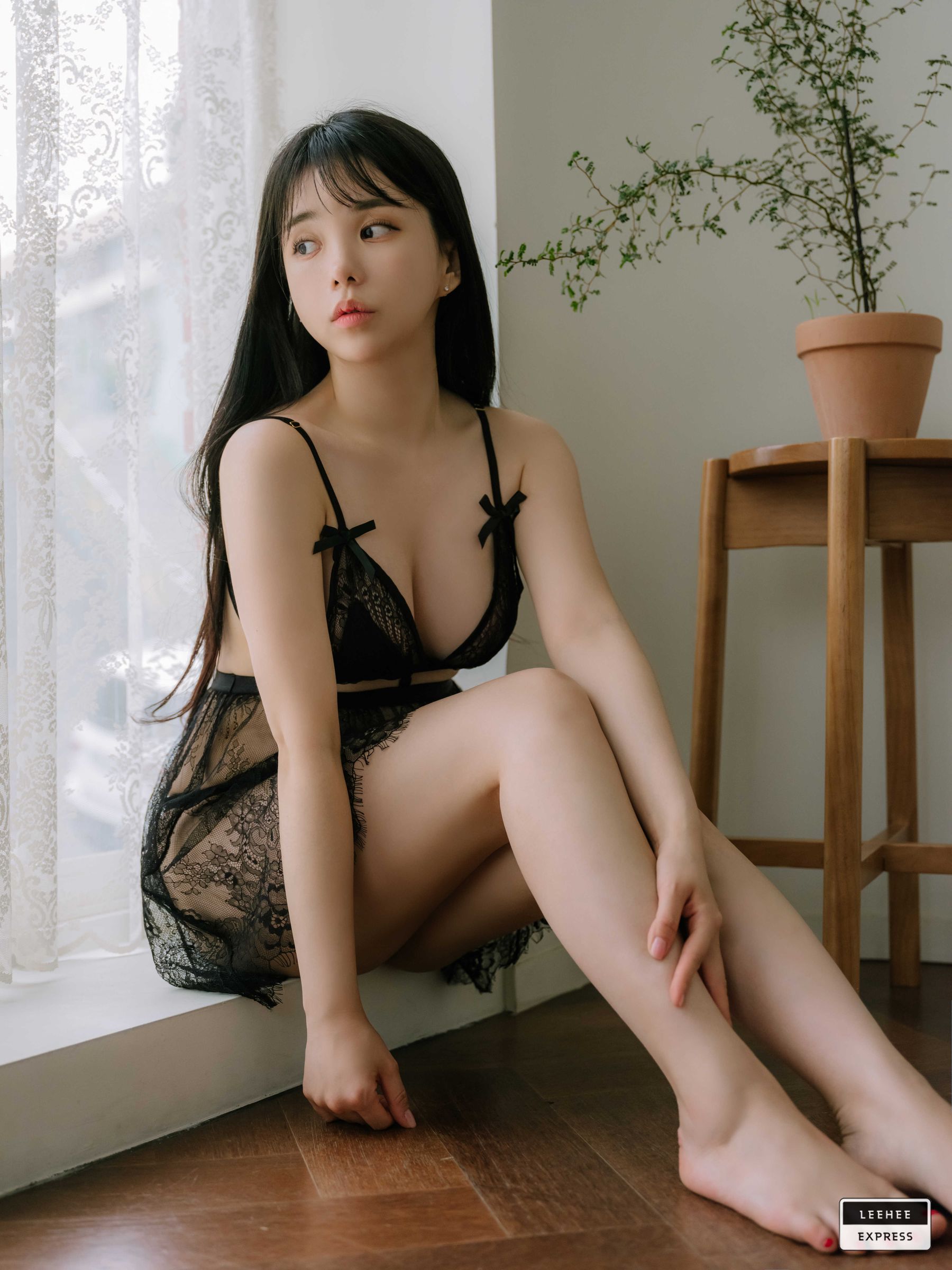 [LEEHEE EXPRESS] LEBE-161 - Yuri/(65P)