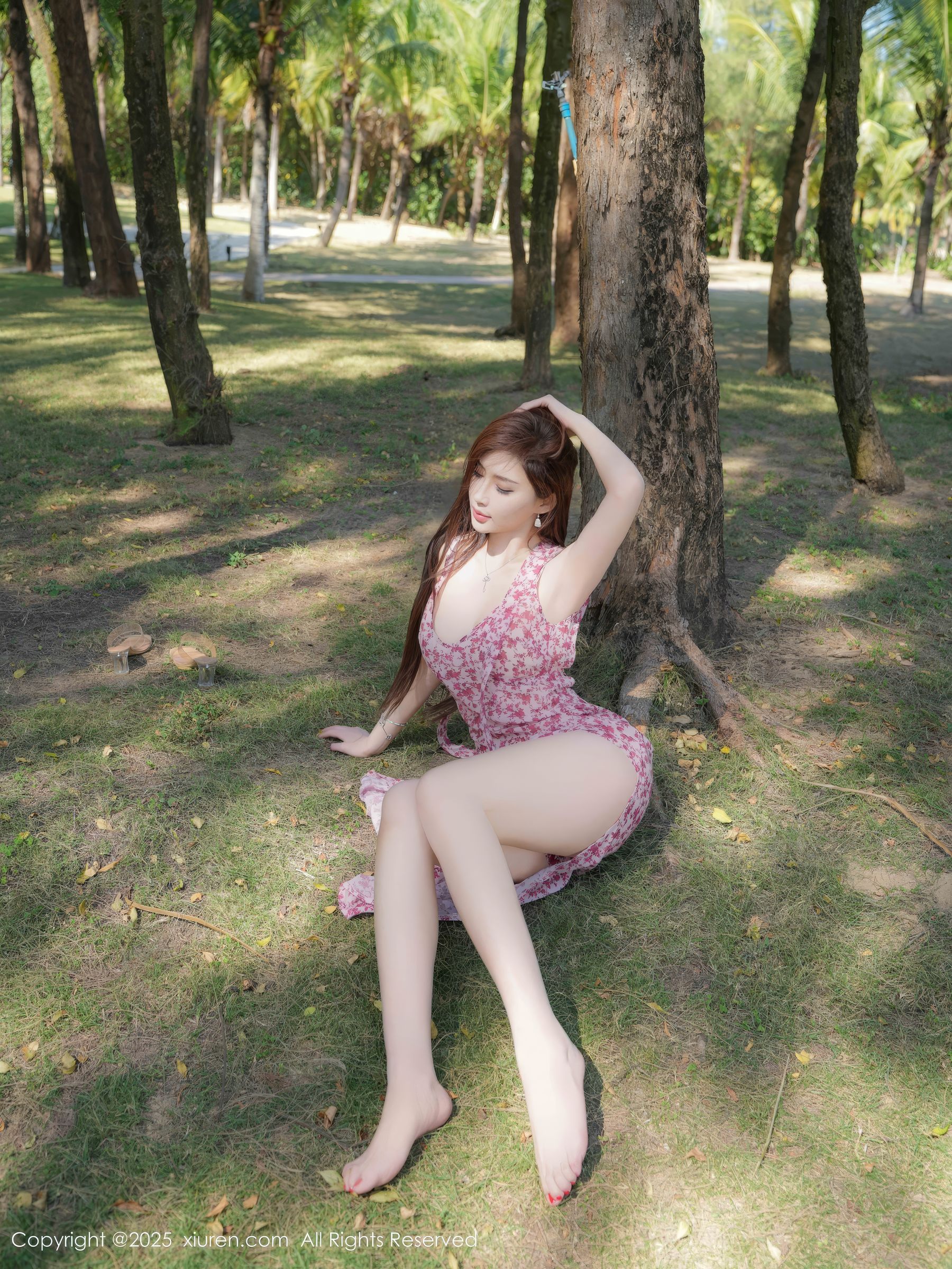[秀人XiuRen] 2025.01.10 No.9736 Carol周妍希X/(75P)