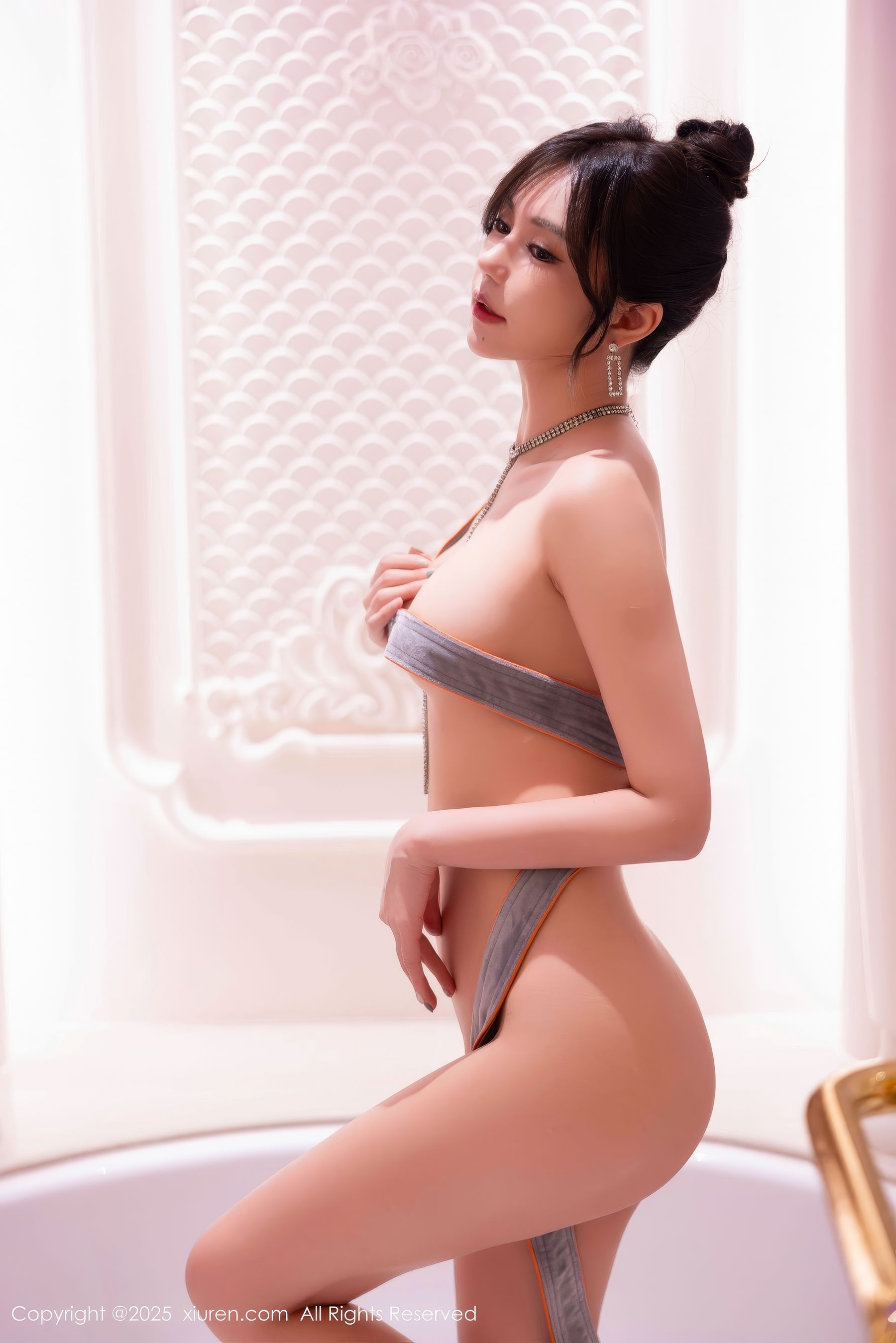 [秀人XiuRen] 2025.01.10 No.9739 绮里嘉ula/(89P)