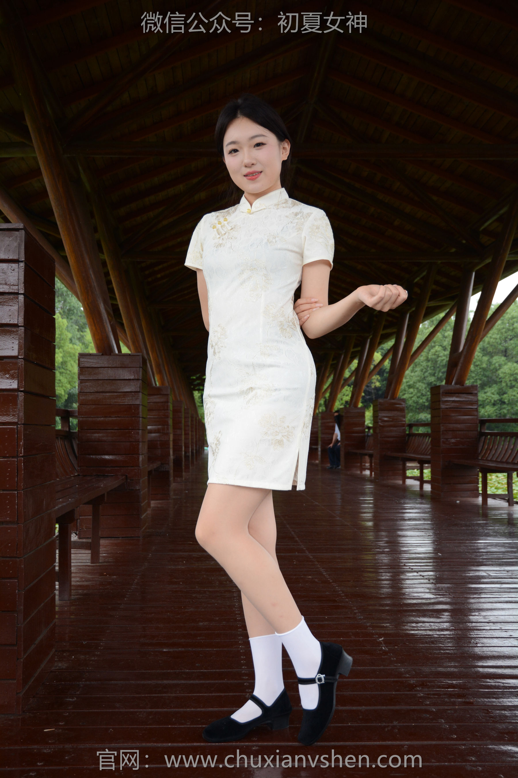 初夏女神 No.255 环环 传统旗袍/(142P)