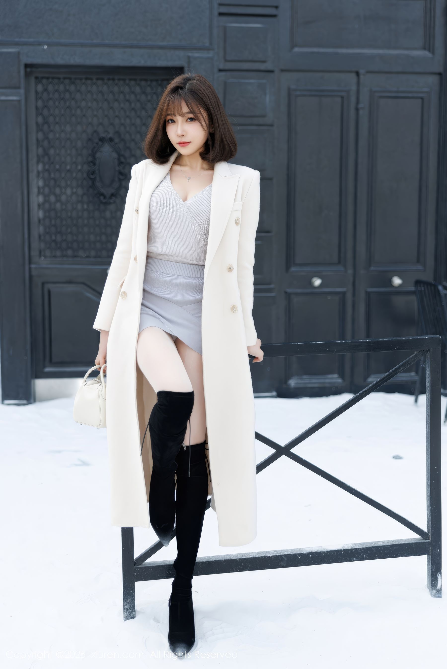 [秀人XiuRen] 2025.01.09 No.9734 徐莉芝Booty/(100P)
