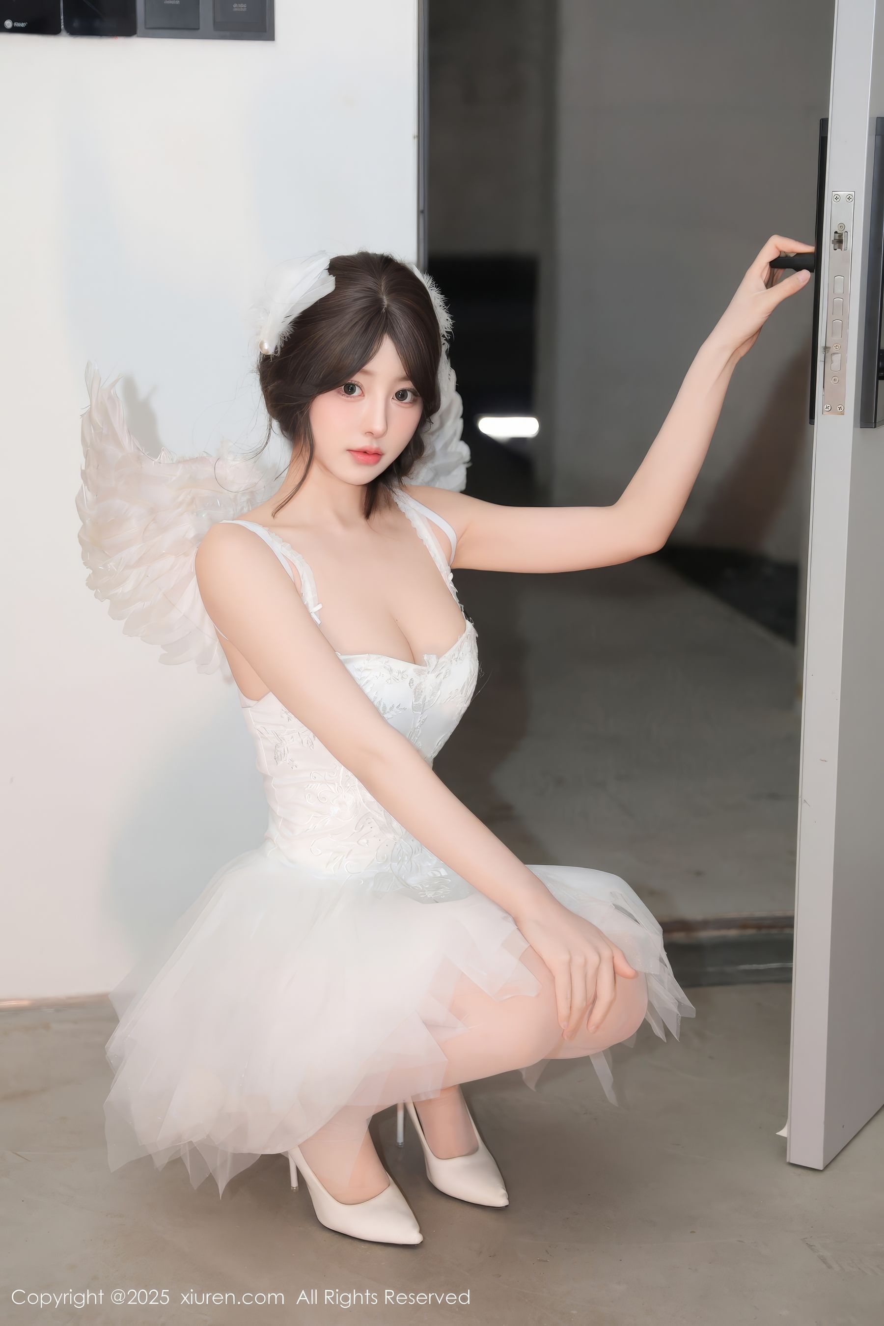 [秀人XiuRen] 2025.01.10 No.9742 桃妖夭/(82P)