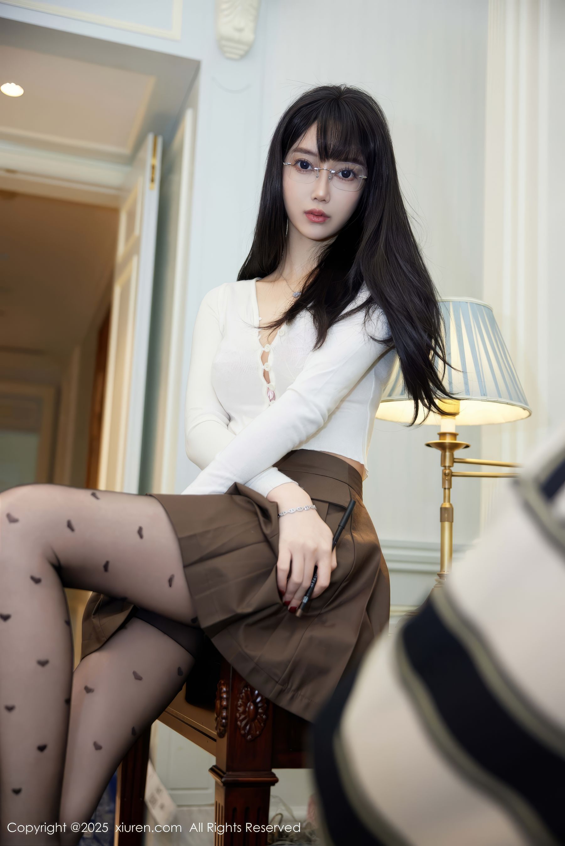 [秀人XiuRen] 2025.01.10 No.9737 玥儿玥er/(82P)