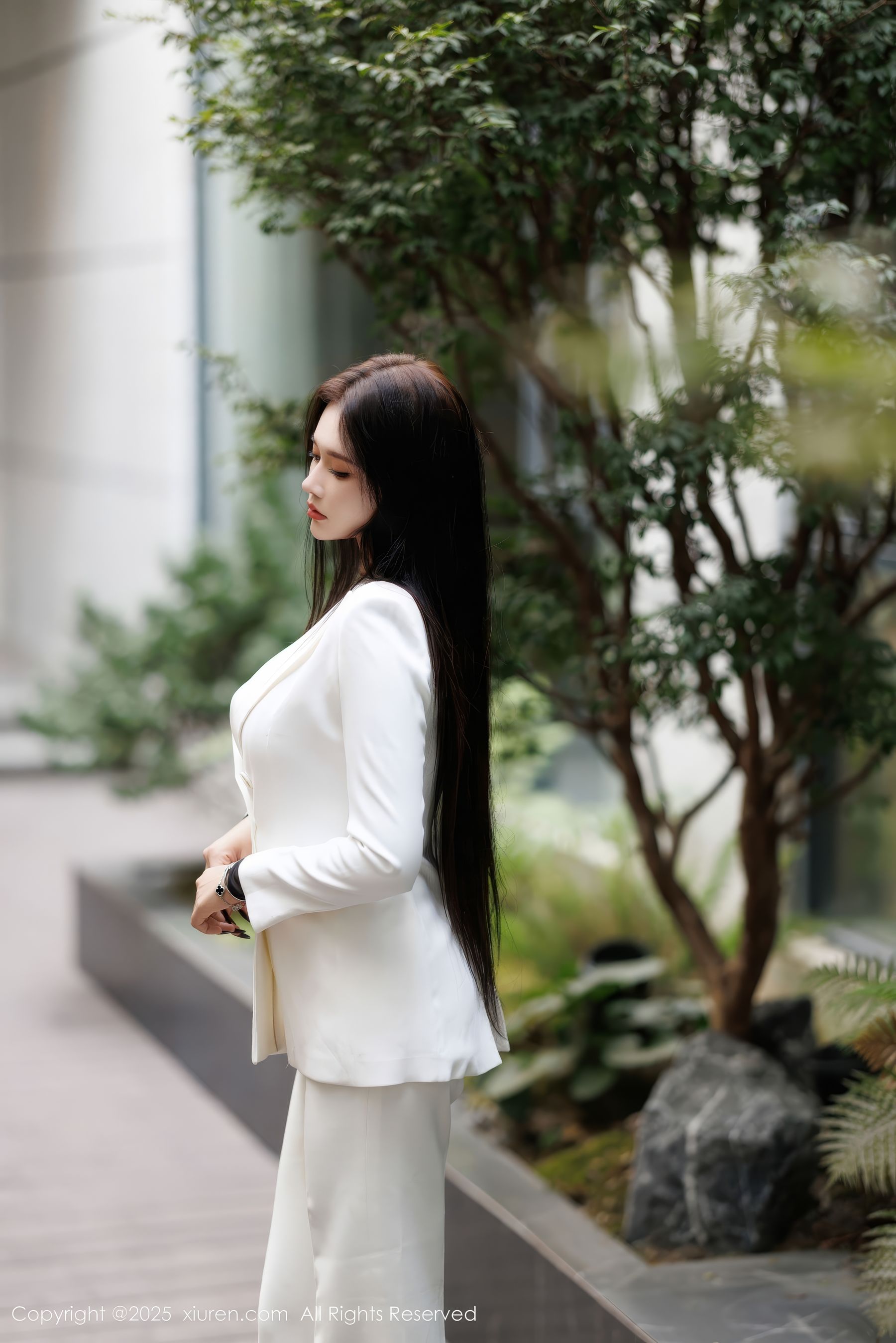 [秀人XiuRen] 2025.01.14 No.9755 娜比/(91P)