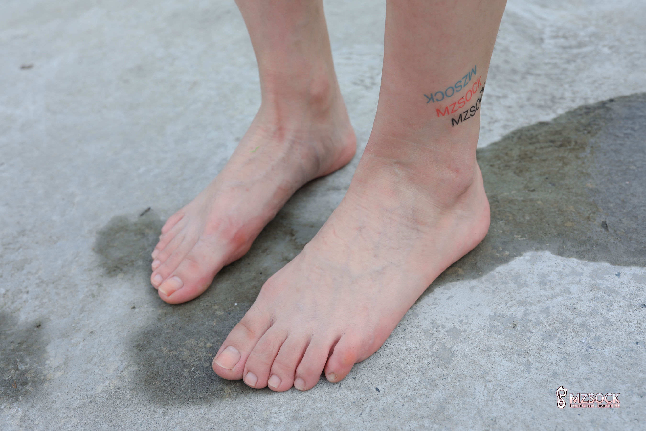 [MZSOCK]爱美足 No.175 Carrie/(64P)