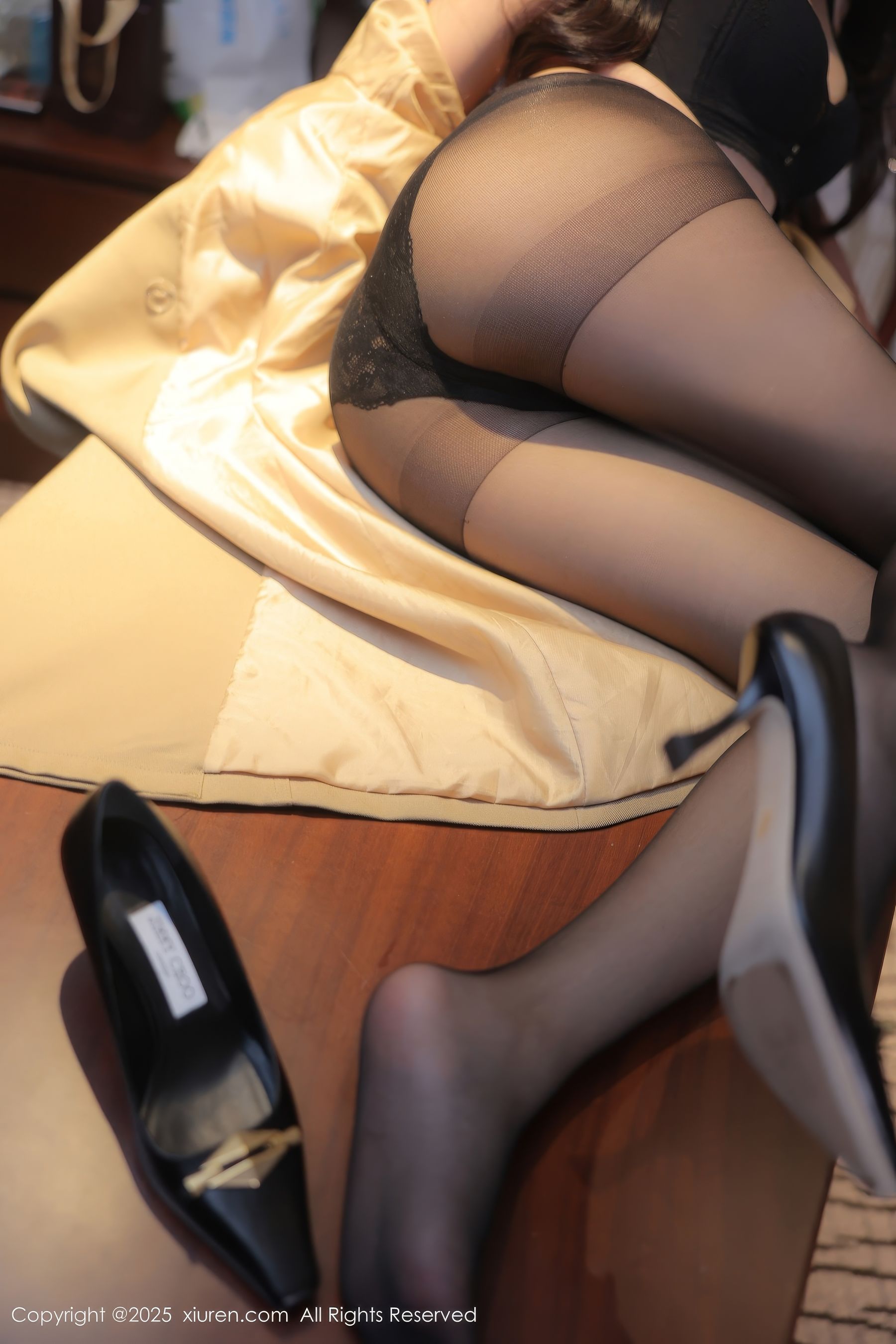 [秀人XiuRen] 2025.01.15 No.9758 希雅sia/(76P)