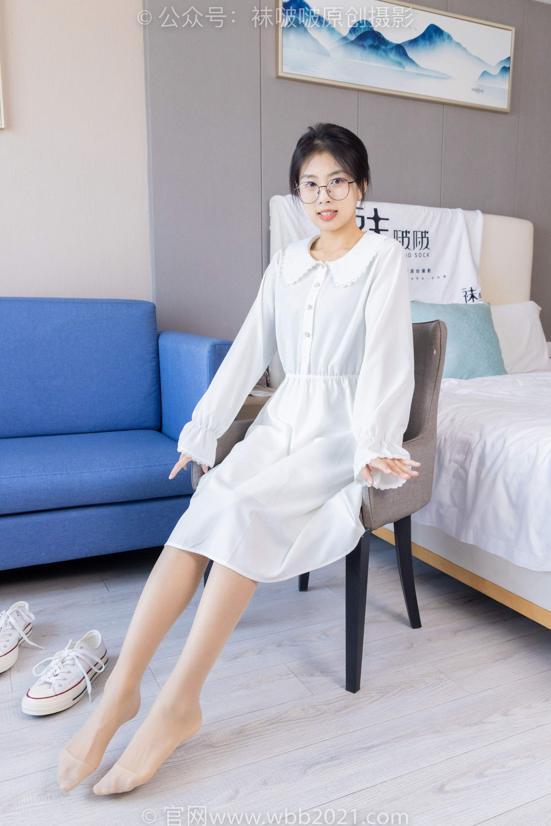 BoBoSocks袜啵啵 No.494 奶油 - 帆布鞋、薄肉丝、薄肉丝踩小蛋糕剧情/(160P)