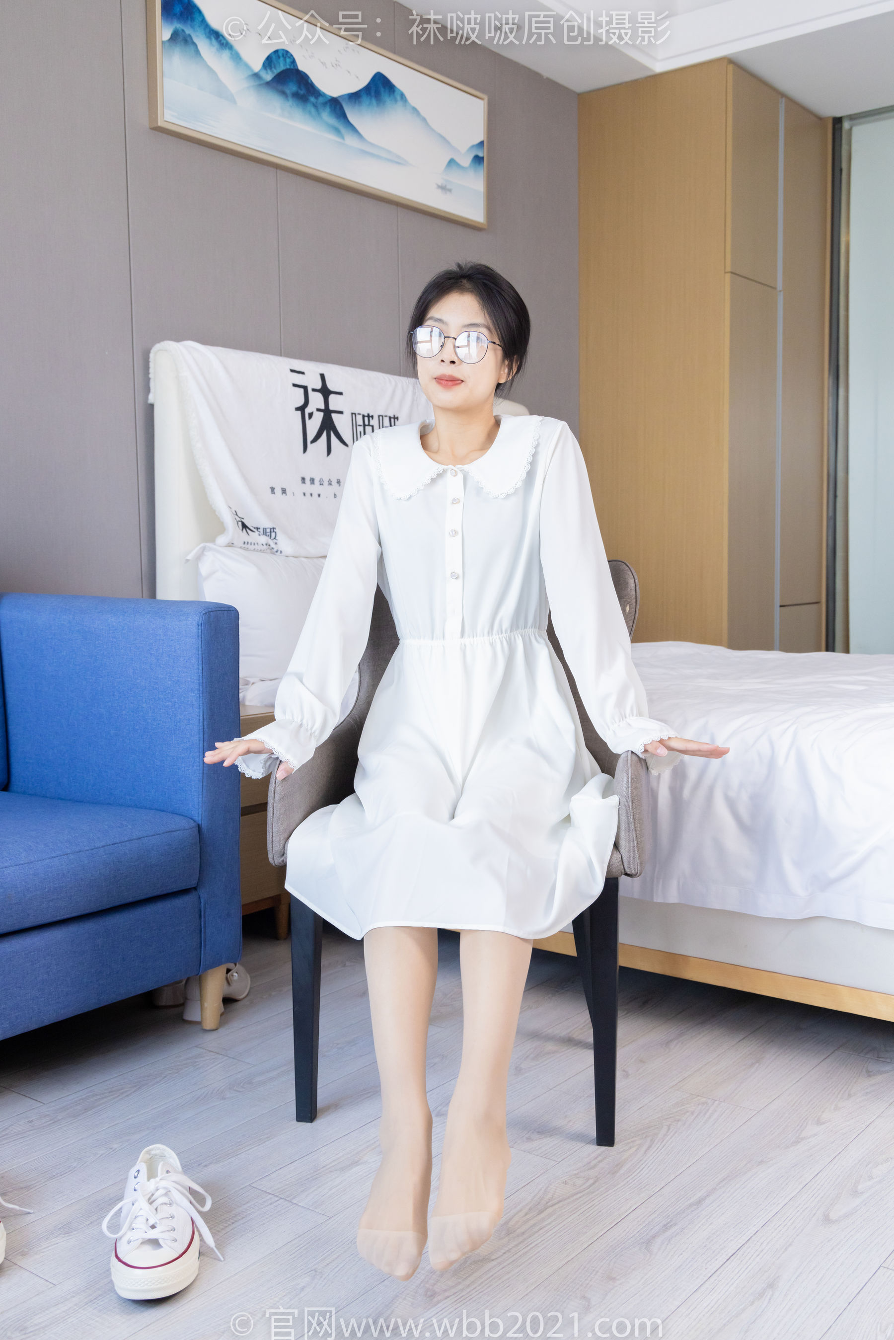 BoBoSocks袜啵啵 No.494 奶油 - 帆布鞋、薄肉丝、薄肉丝踩小蛋糕剧情/(160P)