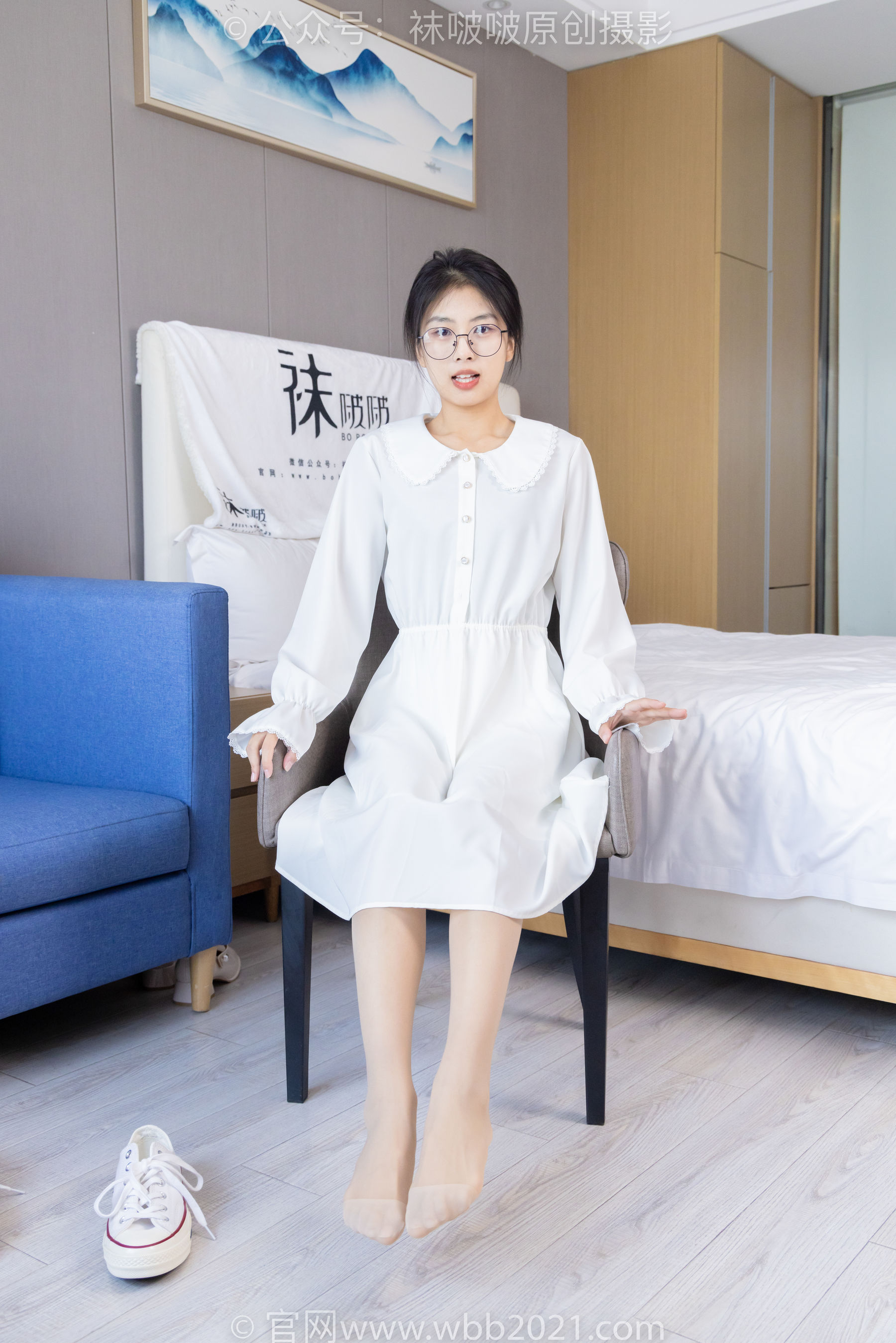 BoBoSocks袜啵啵 No.494 奶油 - 帆布鞋、薄肉丝、薄肉丝踩小蛋糕剧情/(160P)