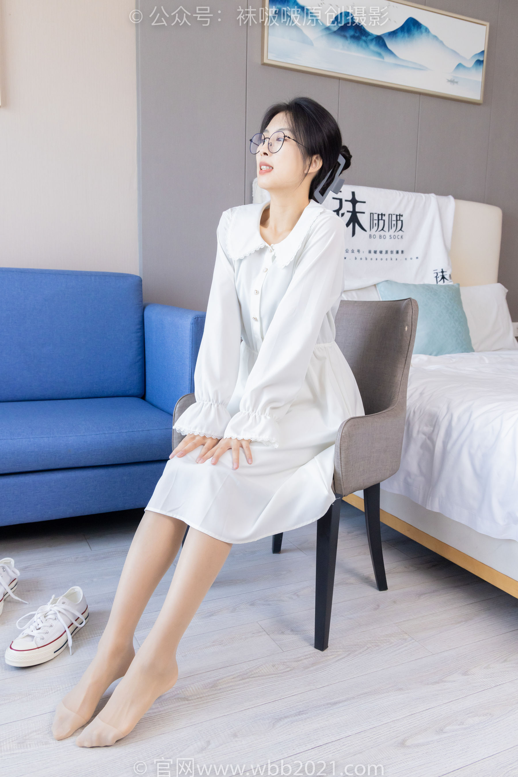 BoBoSocks袜啵啵 No.494 奶油 - 帆布鞋、薄肉丝、薄肉丝踩小蛋糕剧情/(160P)