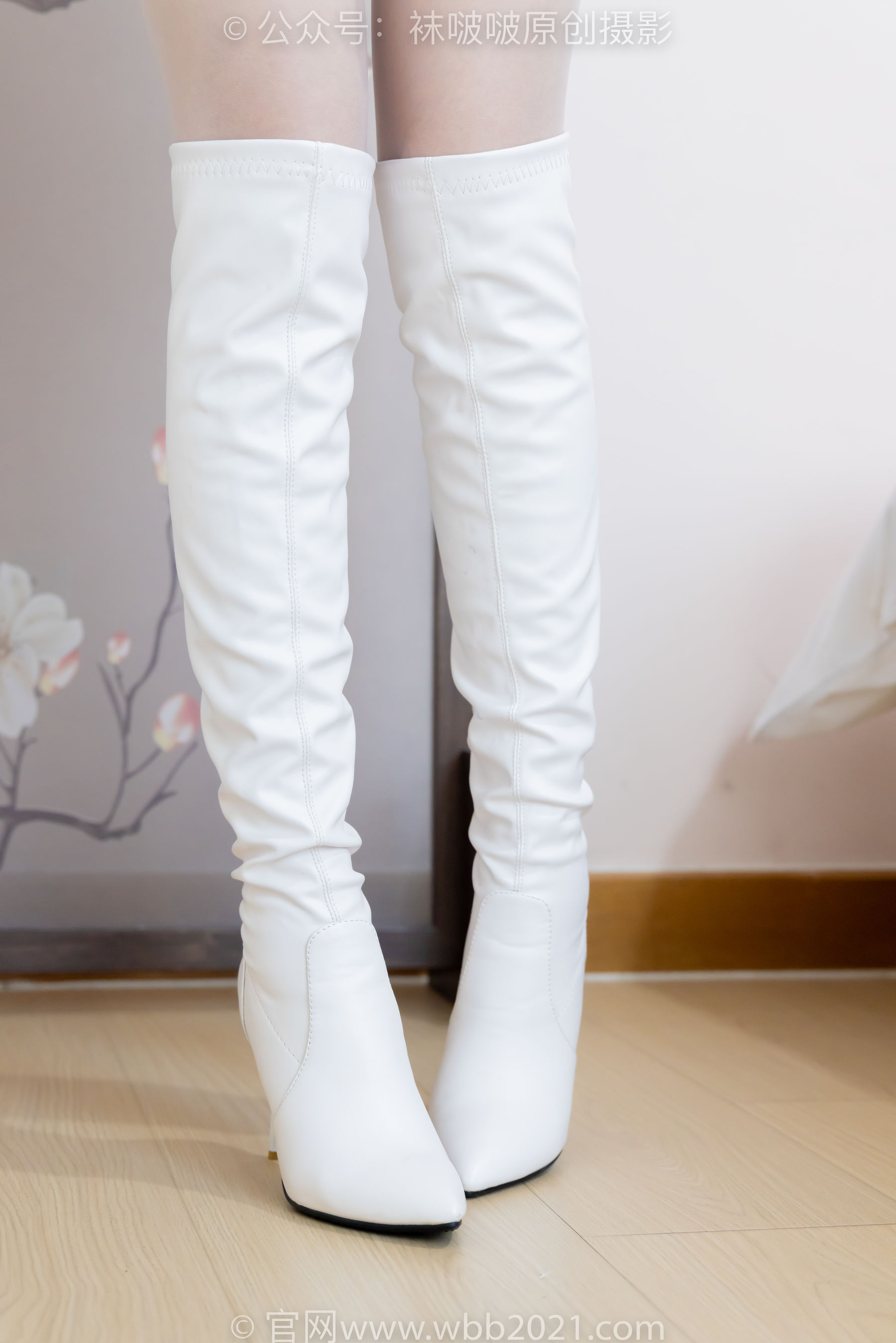 BoBoSocks袜啵啵 No.495 小甜豆 高跟长靴、白棉袜、薄白丝/(150P)