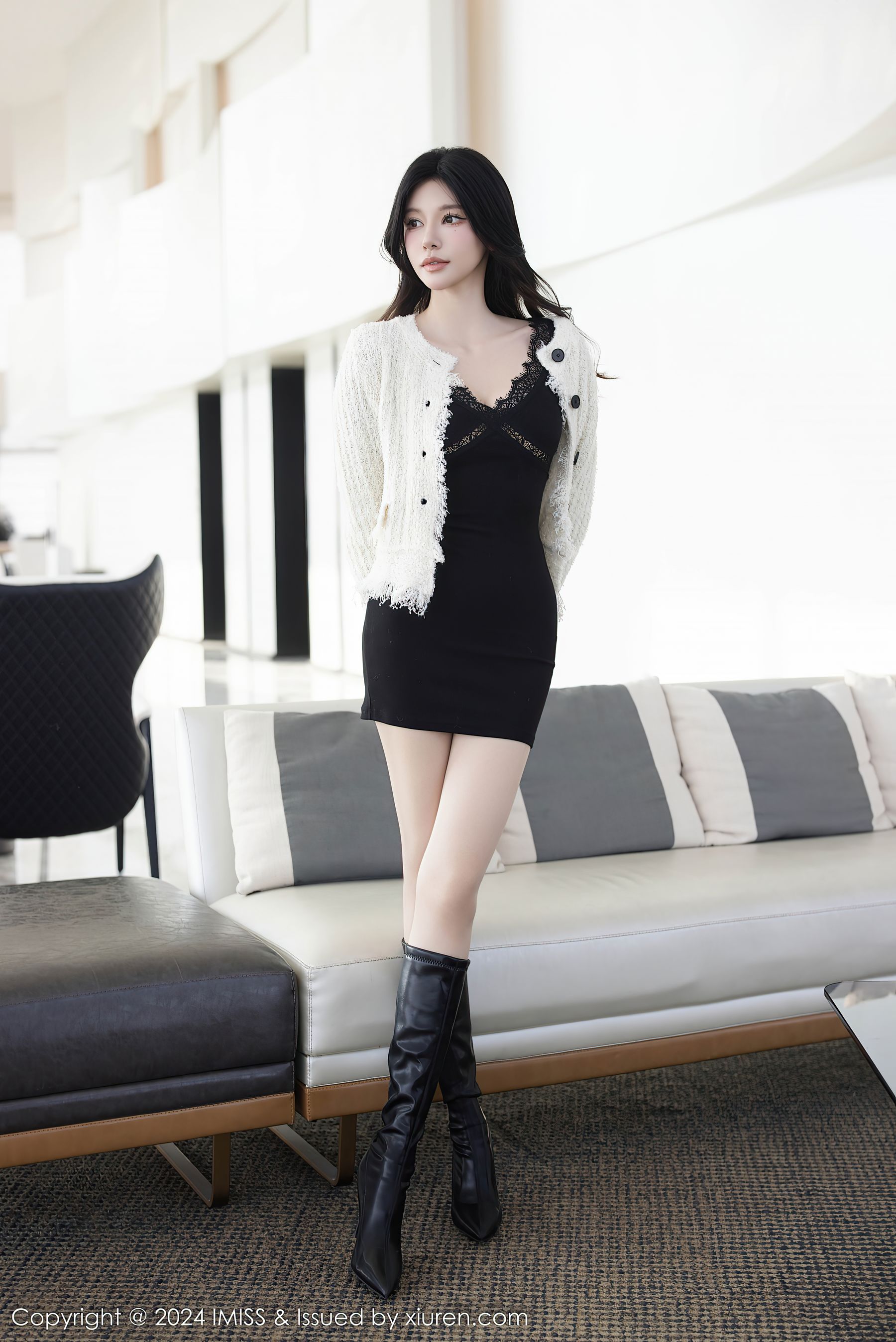 [IMiss]爱蜜社 2024.12.25 Vol.780 泥鳅鳅/(51P)