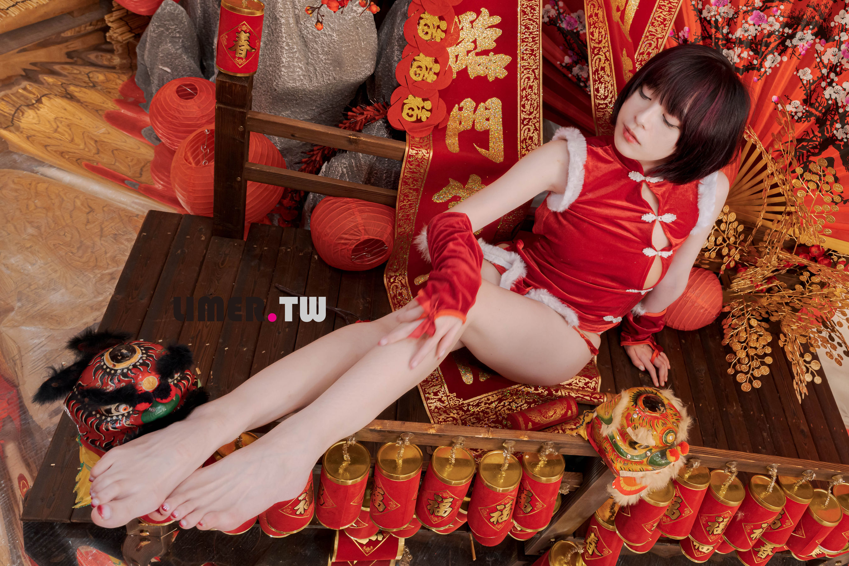 Limerence原创 No.094 Yua 新年特輯 裸足 拜年/(196P)