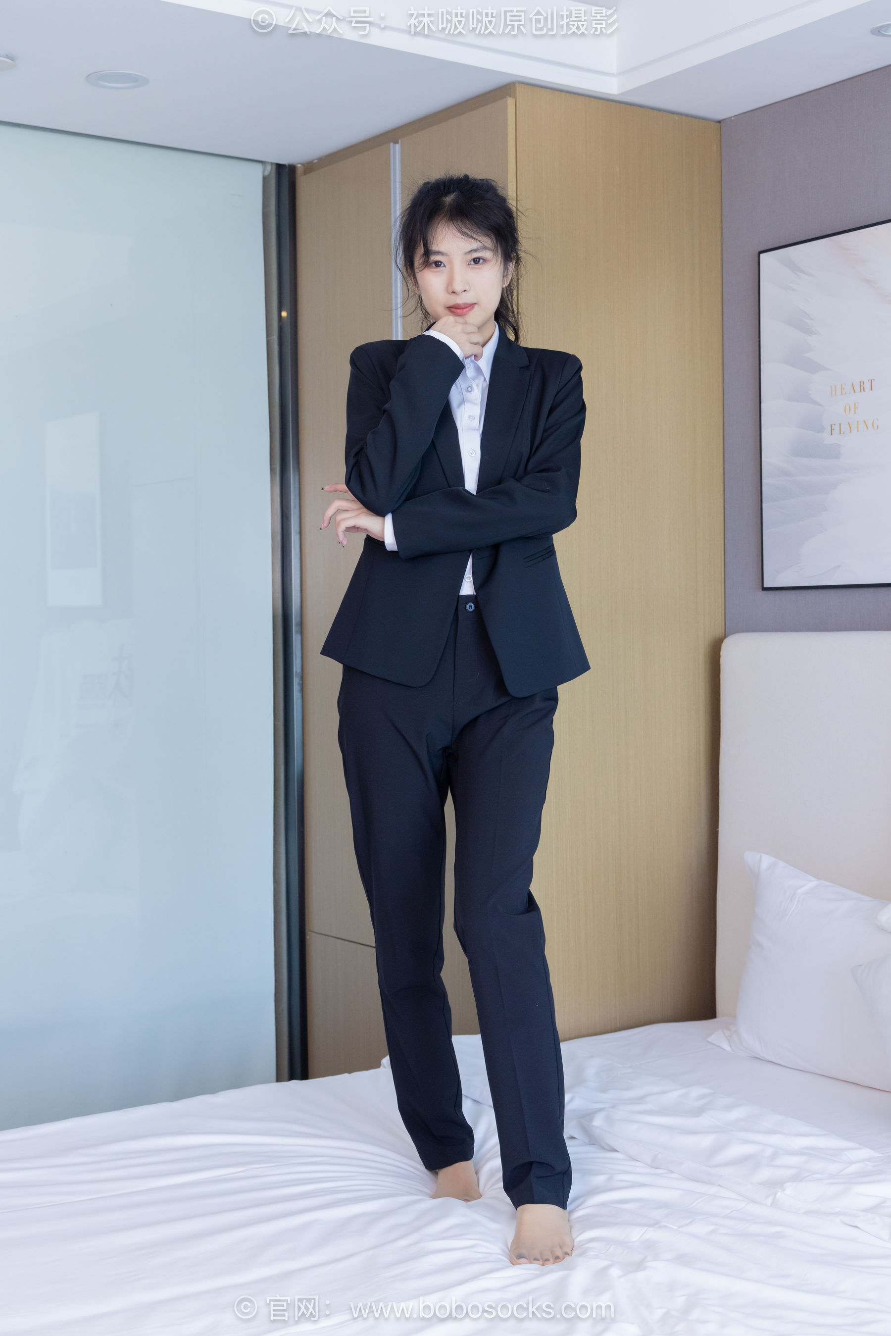 BoBoSocks袜啵啵 No.489 奶油 两双高跟鞋、薄肉丝、ol制服裤里丝、黑色美甲/(151P)