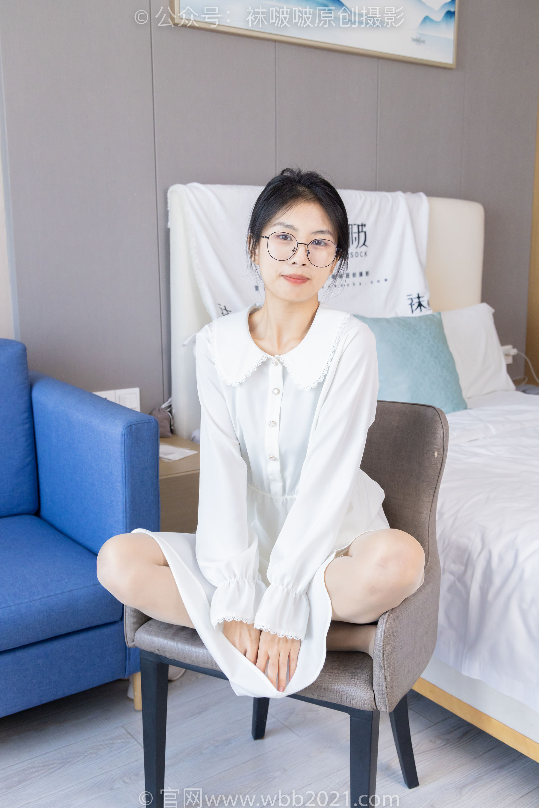 BoBoSocks袜啵啵 No.494 奶油 - 帆布鞋、薄肉丝、薄肉丝踩小蛋糕剧情/(160P)