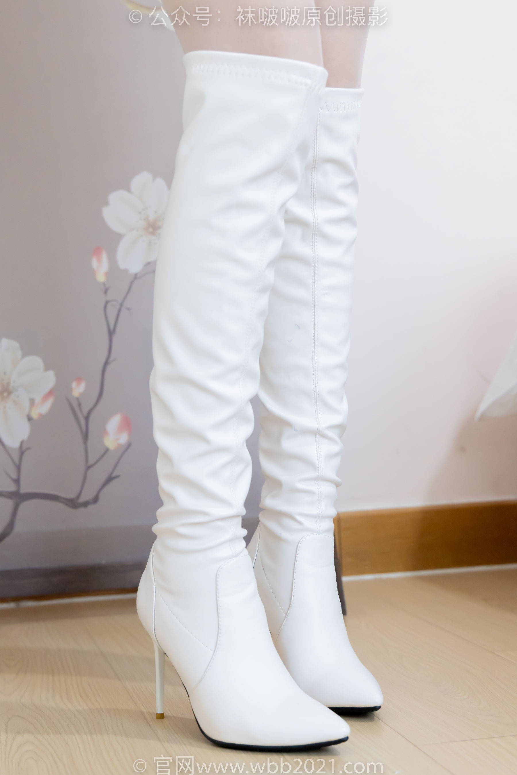 BoBoSocks袜啵啵 No.495 小甜豆 高跟长靴、白棉袜、薄白丝/(150P)