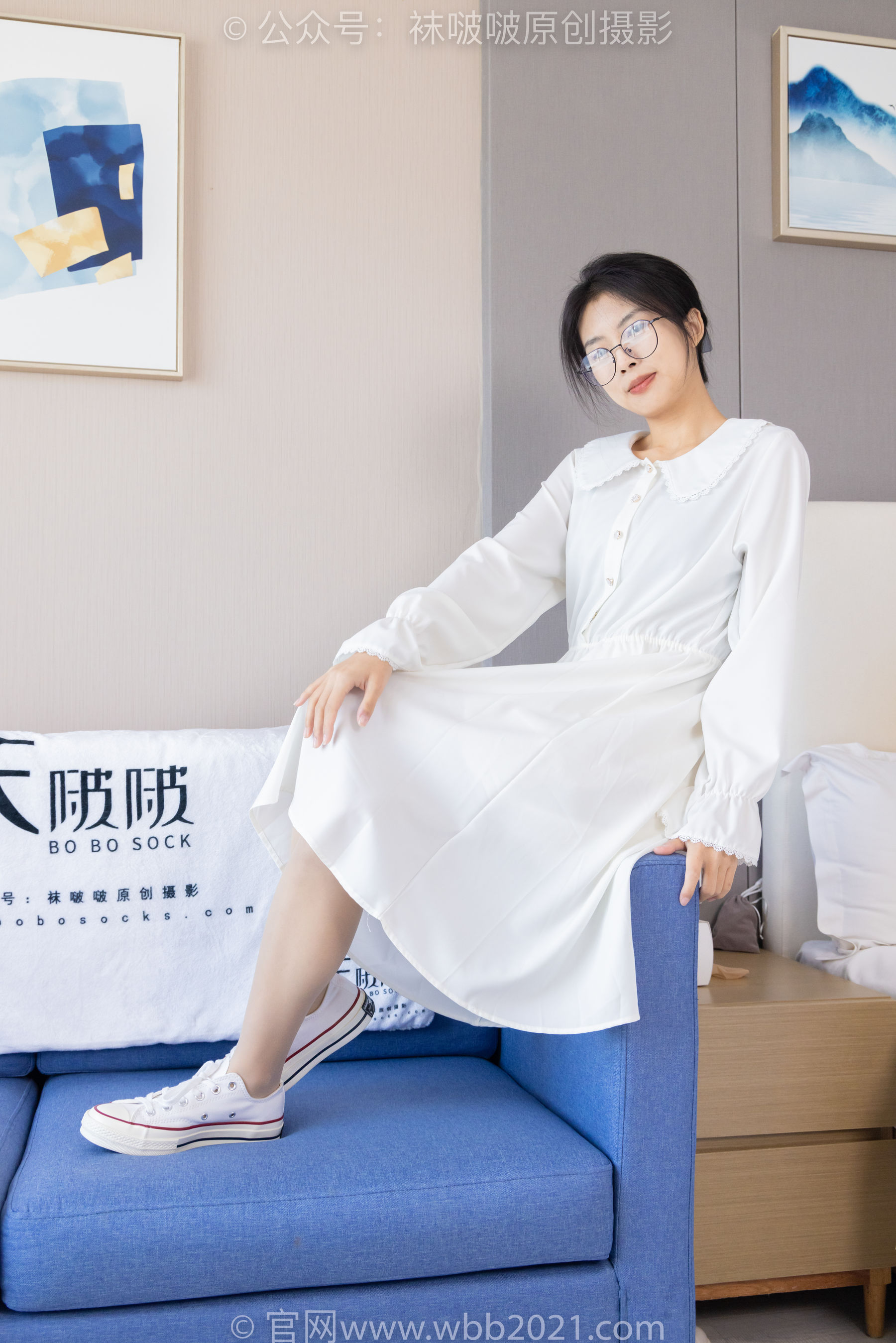 BoBoSocks袜啵啵 No.494 奶油 - 帆布鞋、薄肉丝、薄肉丝踩小蛋糕剧情/(160P)