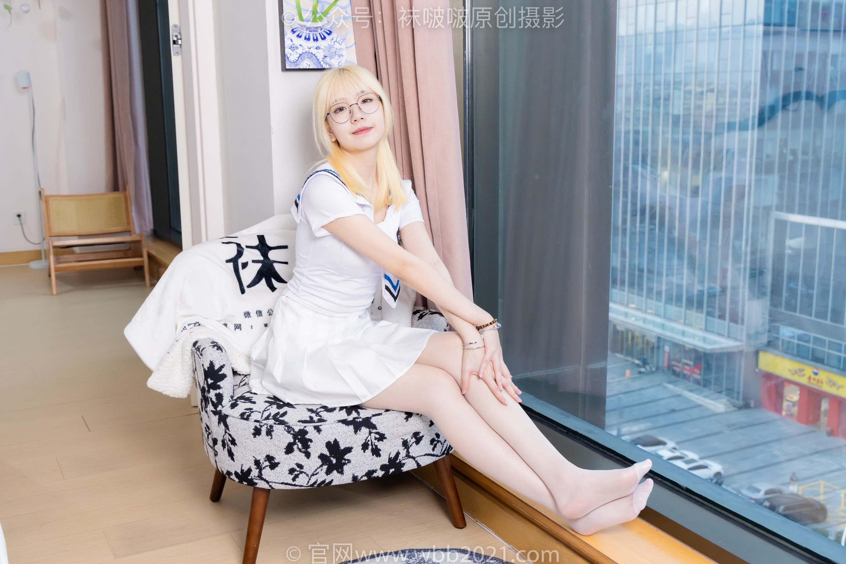 BoBoSocks袜啵啵 No.495 小甜豆 高跟长靴、白棉袜、薄白丝/(150P)