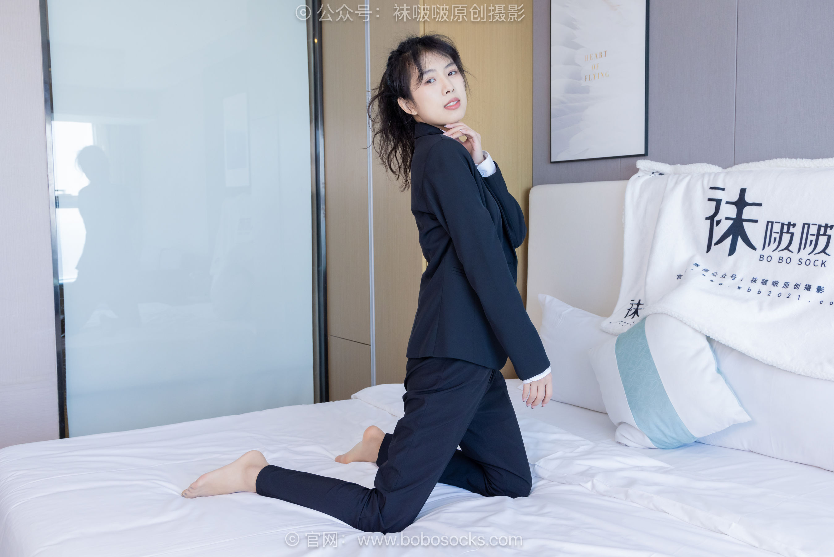 BoBoSocks袜啵啵 No.489 奶油 两双高跟鞋、薄肉丝、ol制服裤里丝、黑色美甲/(151P)