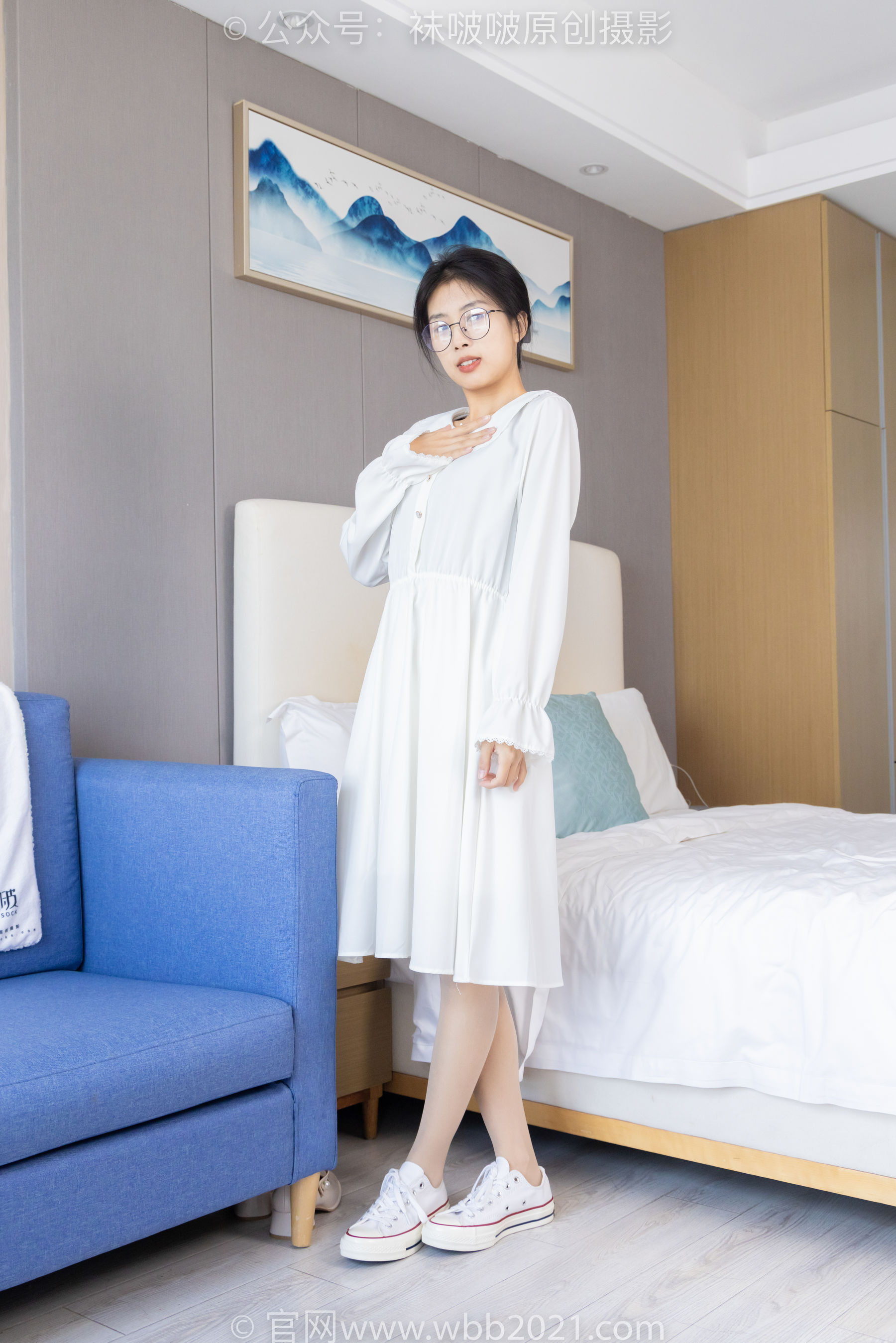 BoBoSocks袜啵啵 No.494 奶油 - 帆布鞋、薄肉丝、薄肉丝踩小蛋糕剧情/(160P)