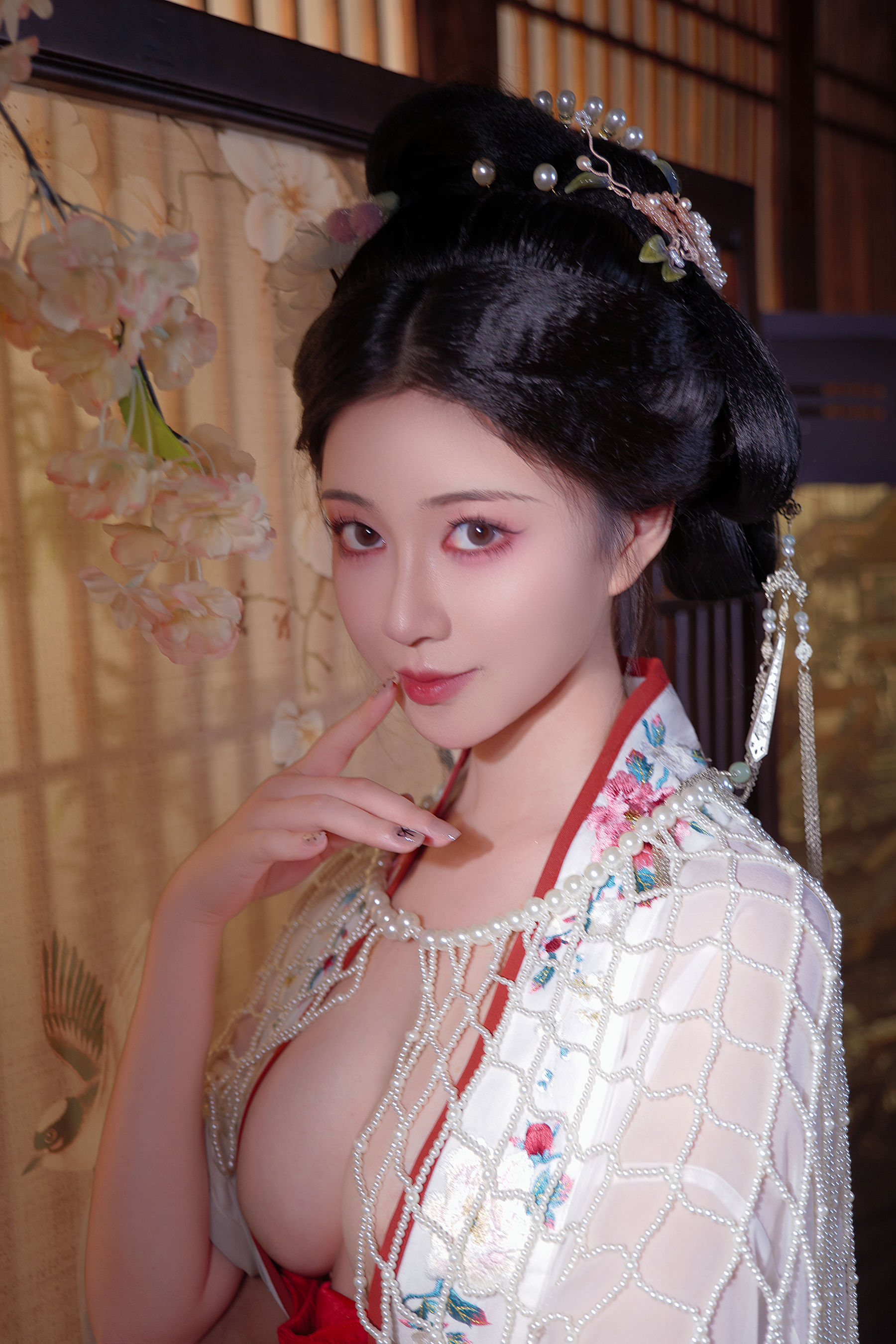 Nnian - 广寒宫/(60P)