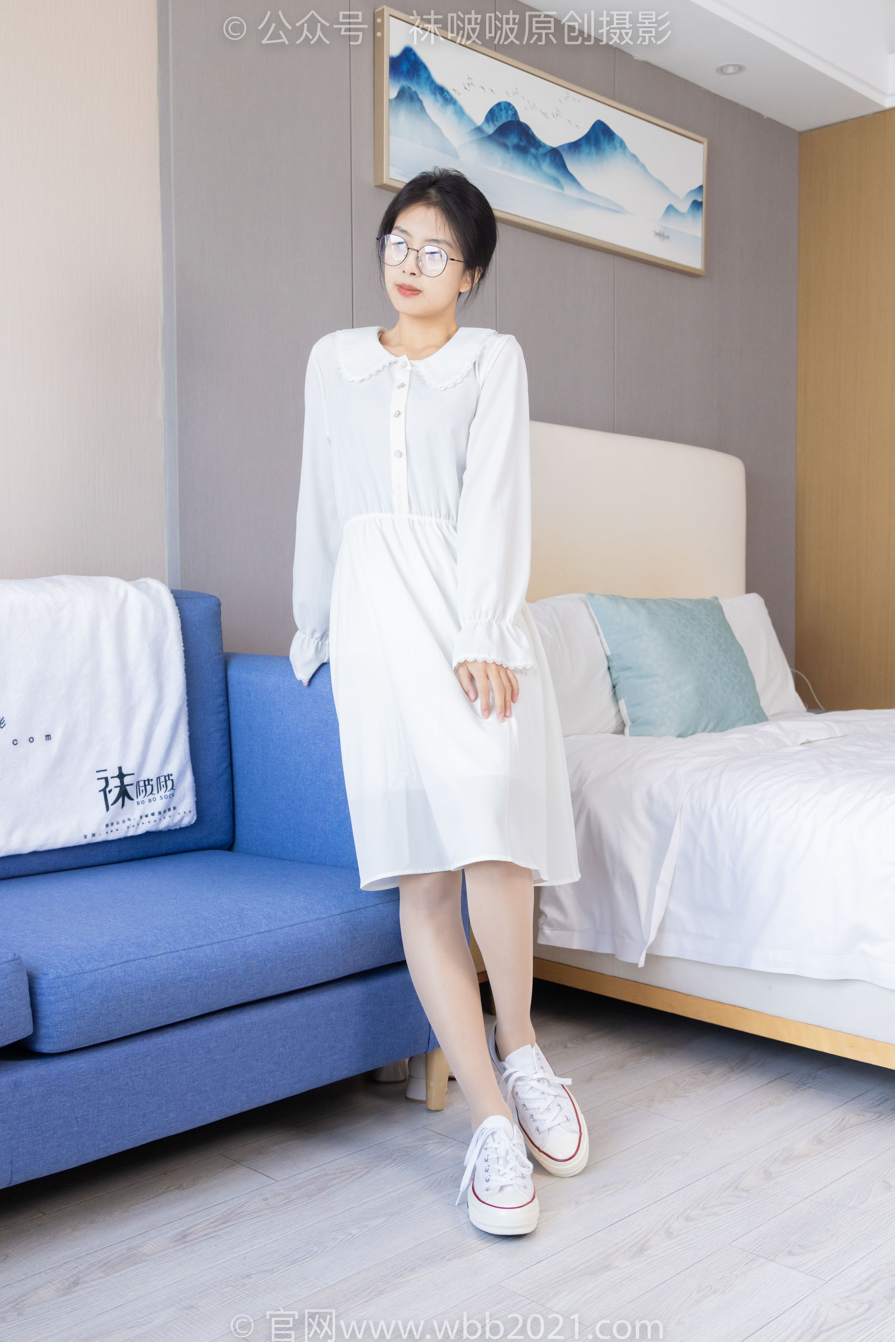 BoBoSocks袜啵啵 No.494 奶油 - 帆布鞋、薄肉丝、薄肉丝踩小蛋糕剧情/(160P)