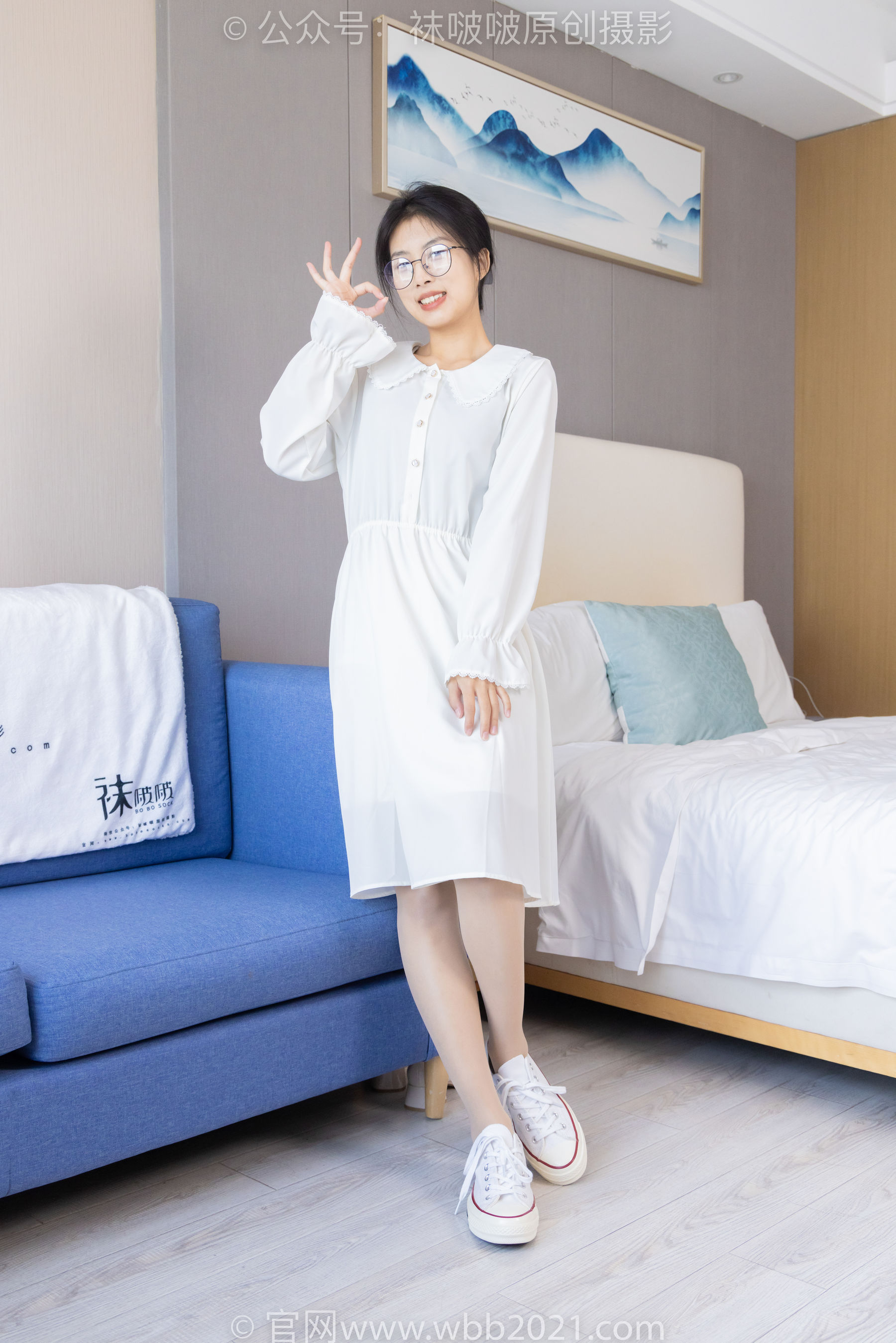 BoBoSocks袜啵啵 No.494 奶油 - 帆布鞋、薄肉丝、薄肉丝踩小蛋糕剧情/(160P)