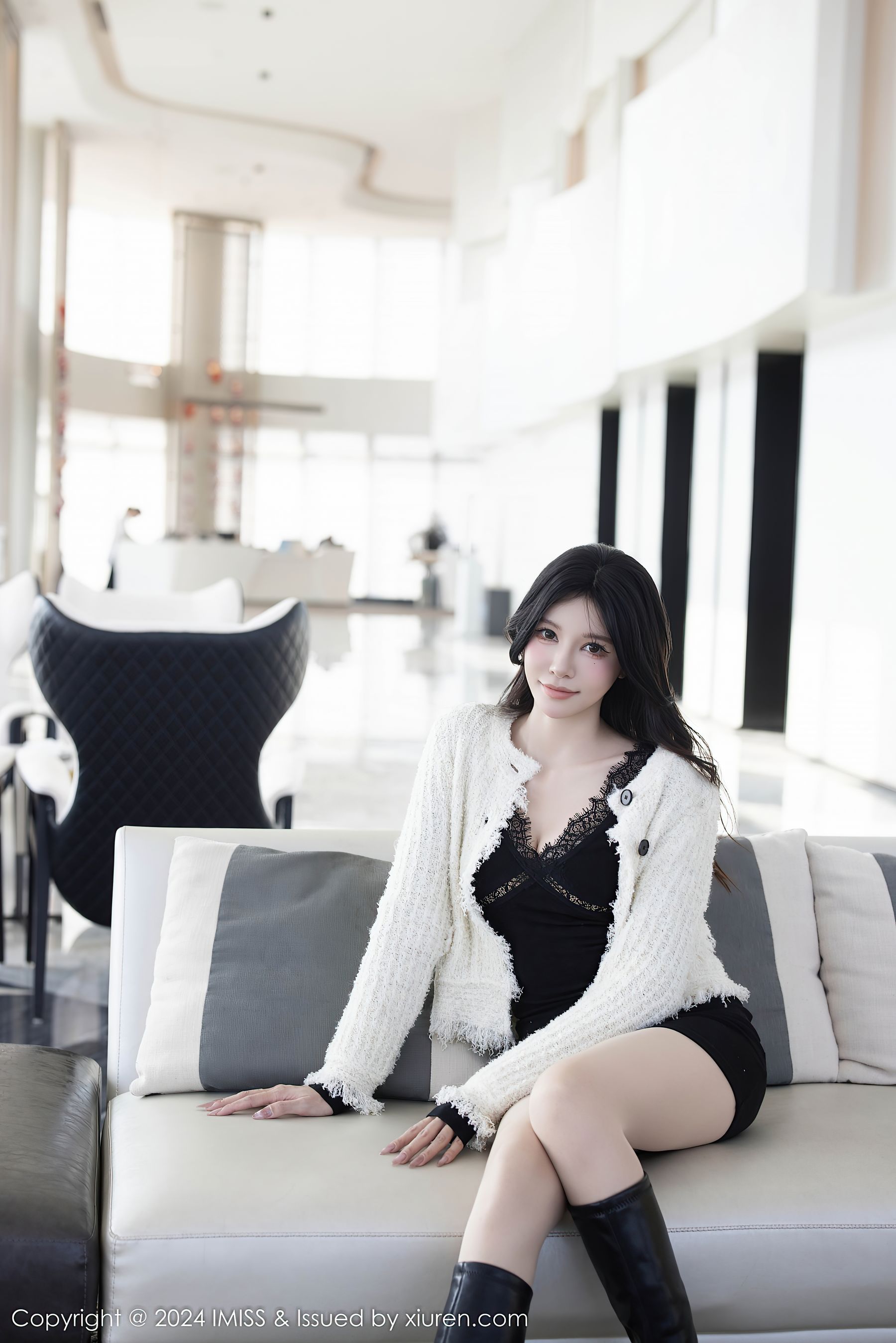 [IMiss]爱蜜社 2024.12.25 Vol.780 泥鳅鳅/(51P)