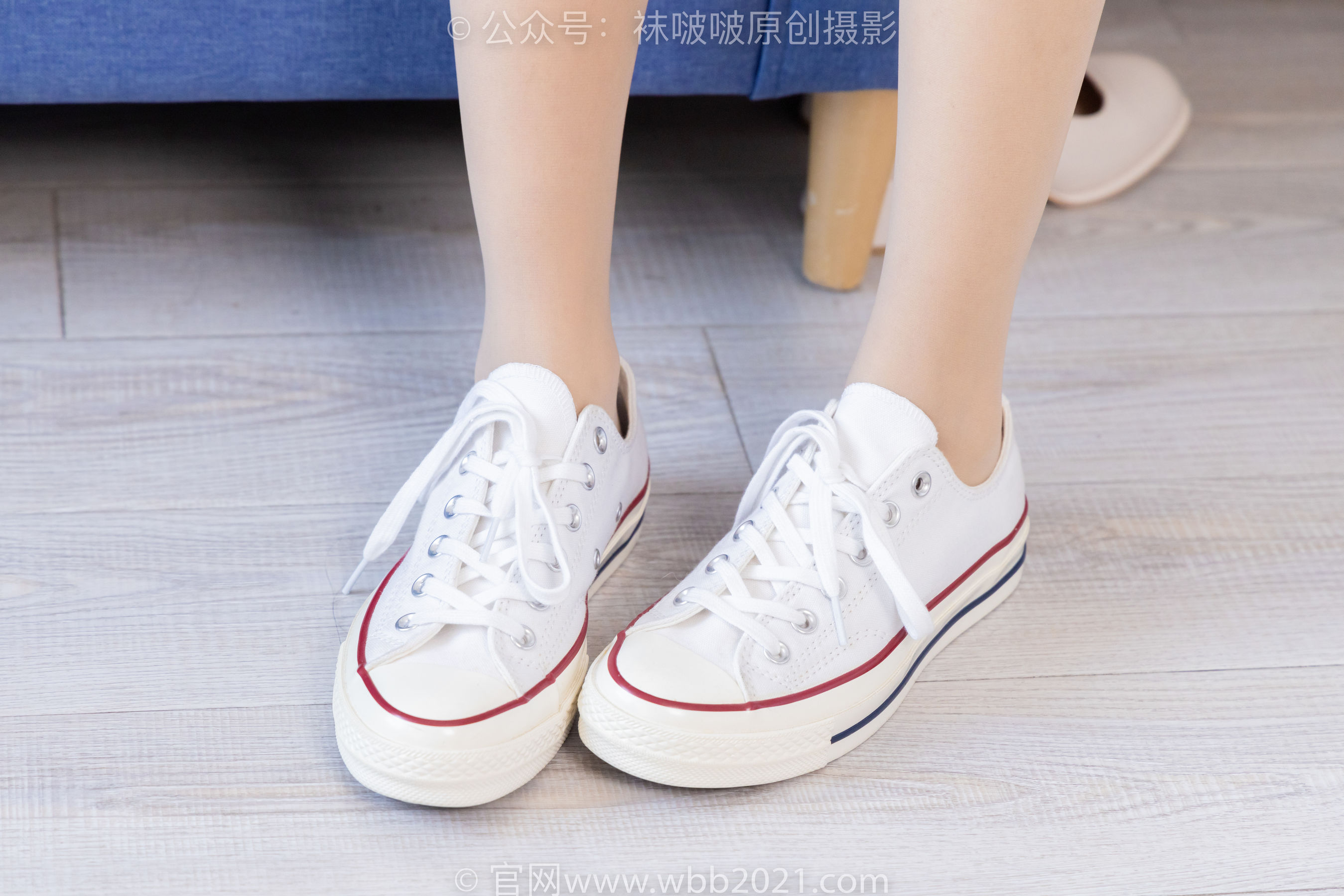 BoBoSocks袜啵啵 No.494 奶油 - 帆布鞋、薄肉丝、薄肉丝踩小蛋糕剧情/(160P)