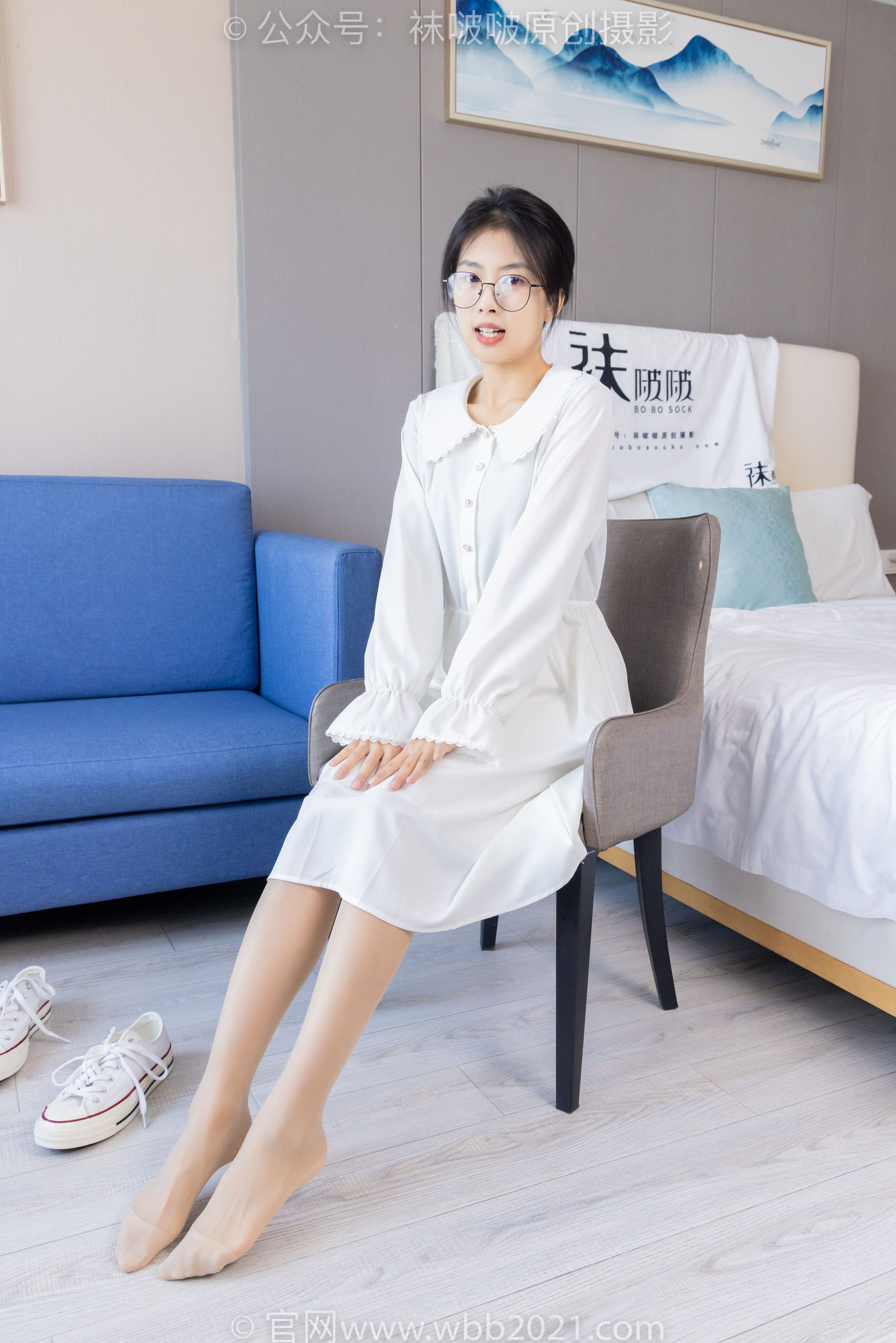 BoBoSocks袜啵啵 No.494 奶油 - 帆布鞋、薄肉丝、薄肉丝踩小蛋糕剧情/(160P)