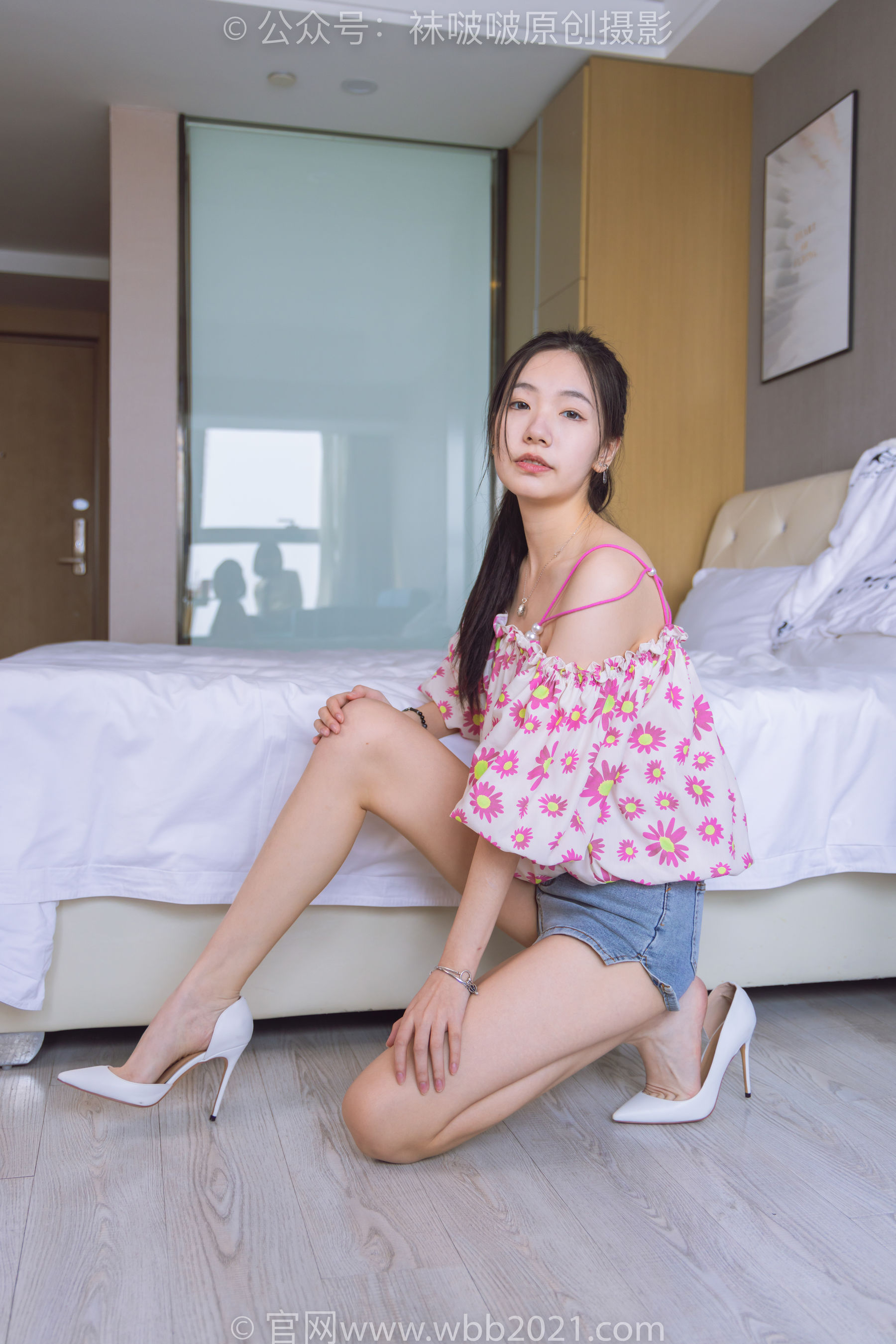 BoBoSocks袜啵啵 No.492 小甜豆 - 高跟鞋、薄肉丝、裸足/(180P)